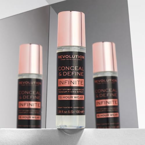 Revolution Beauty London Conceal & Define Infinite Mattifying Longwear Fixing Spray 4