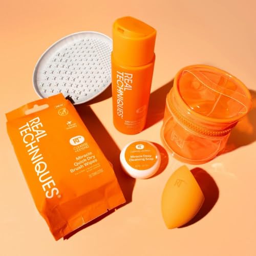 Real Techniques Miracle Brush Cleansing Palette with Silicone Ridges for Deep Cleaning 10