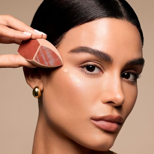 Real Techniques Makeupsaver Sponge + Brush Trio for Foundation and Concealer 11