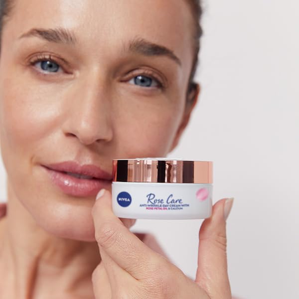 NIVEA Rose Care Anti-Wrinkle Day Cream with Rose Petal Oil (50ml) 6