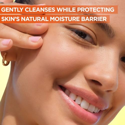 Garnier Vitamin C Brightening Cream Cleanser for Makeup Removal and Impurities 3