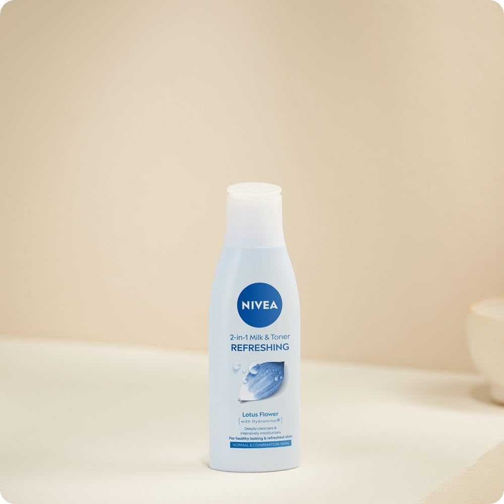 NIVEA 2-in-1 Erfrischende Milch &amp; Gesichtswasser (200 ml), Gesichtsreiniger mit Vitamin E 4
