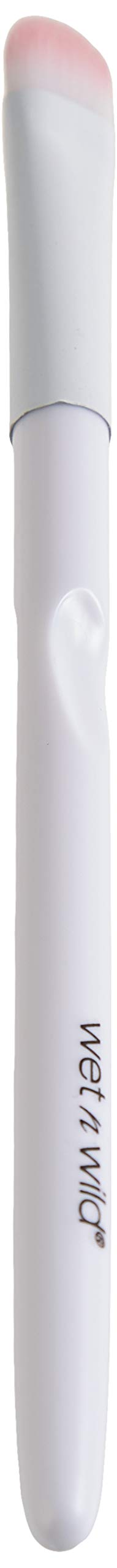 Wet 'n' Wild Small Eyeshadow Brush - Small Domed Brush for Heavy Color Pickup