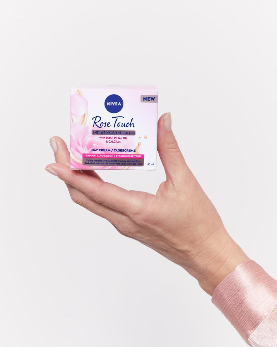 NIVEA Rose Care Anti-Wrinkle Day Cream with Rose Petal Oil (50ml) 5