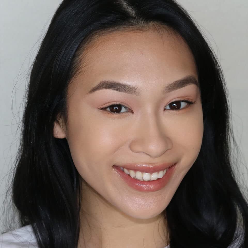 Revolution Conceal & Define Concealer C14 - Full Coverage, Matte Finish, Long-Lasting Face Makeup (4g) 7