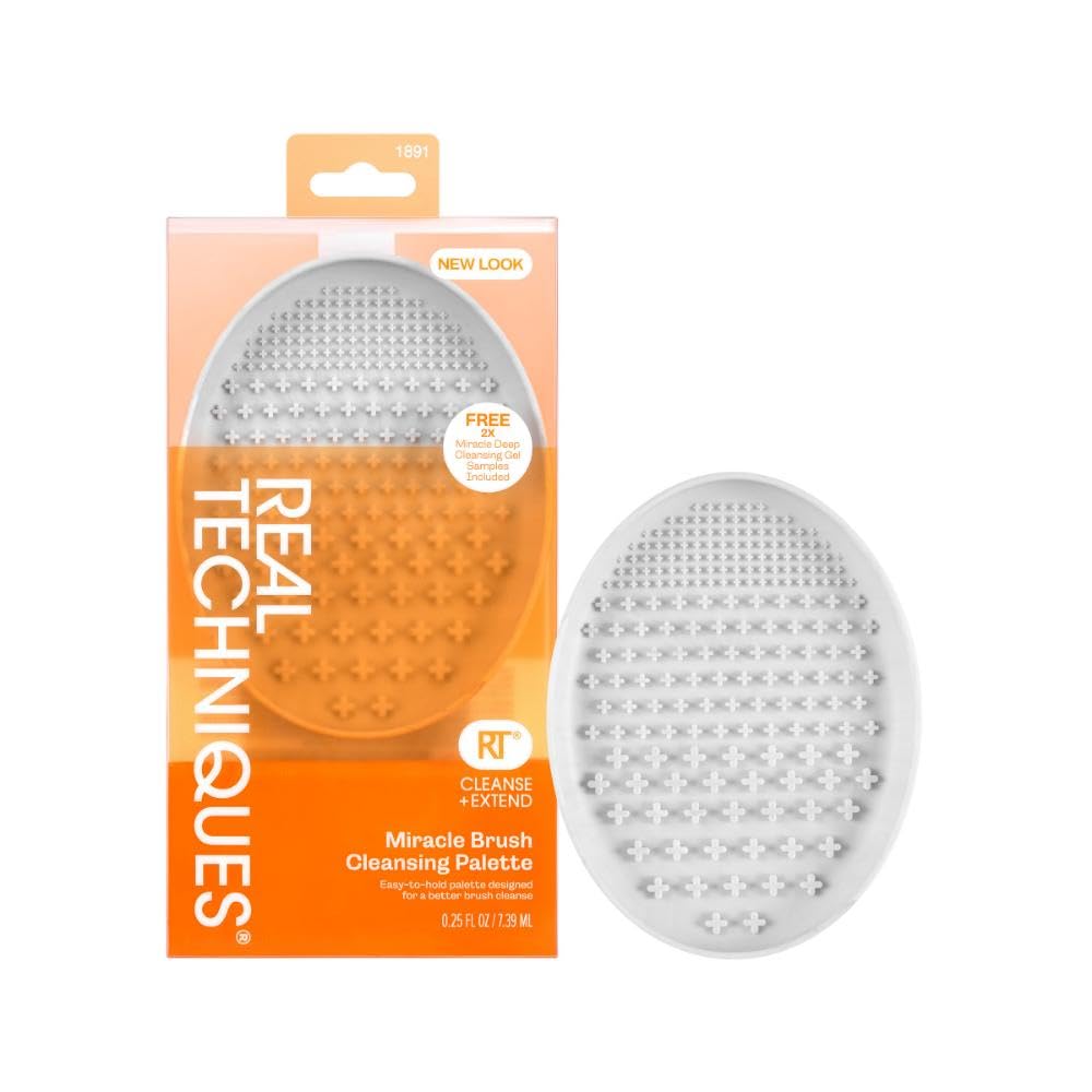Real Techniques Miracle Brush Cleansing Palette with Silicone Ridges for Deep Cleaning