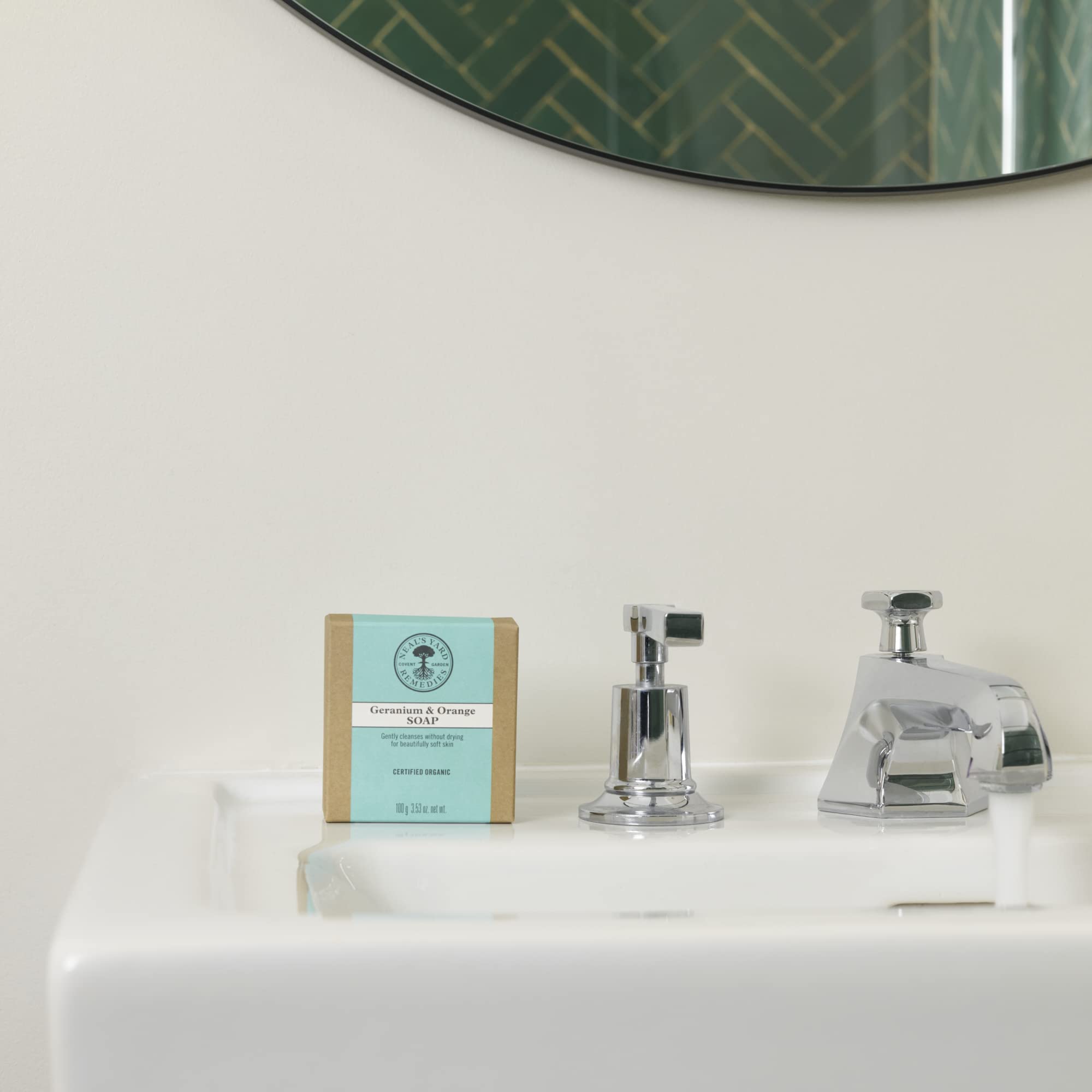 Neal's Yard Remedies Geranium & Orange Soap Bar with Essential Oils