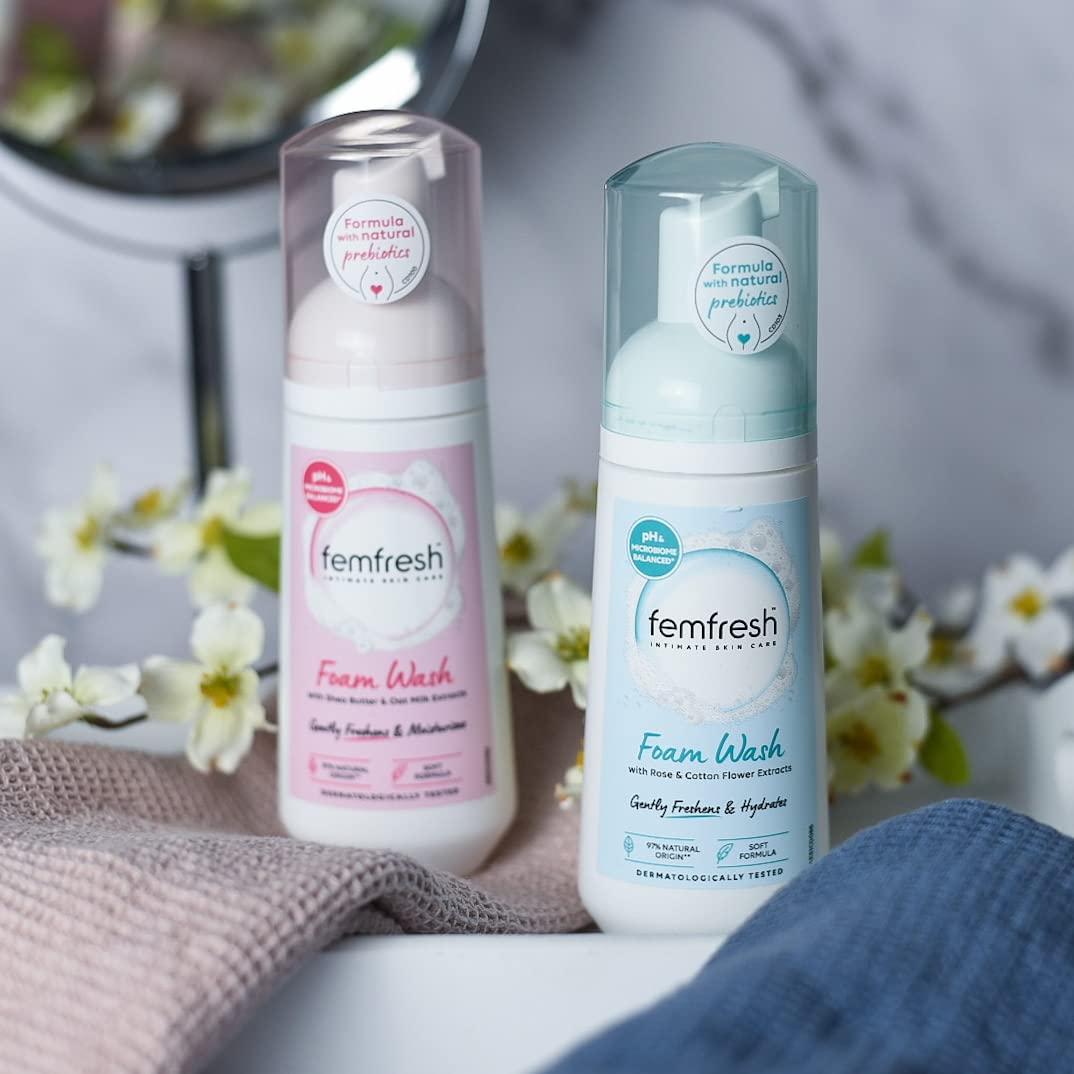 Femfresh Pure Freshness &amp; Hydration Tägliche Intimwaschlotion – Duftfrei 3