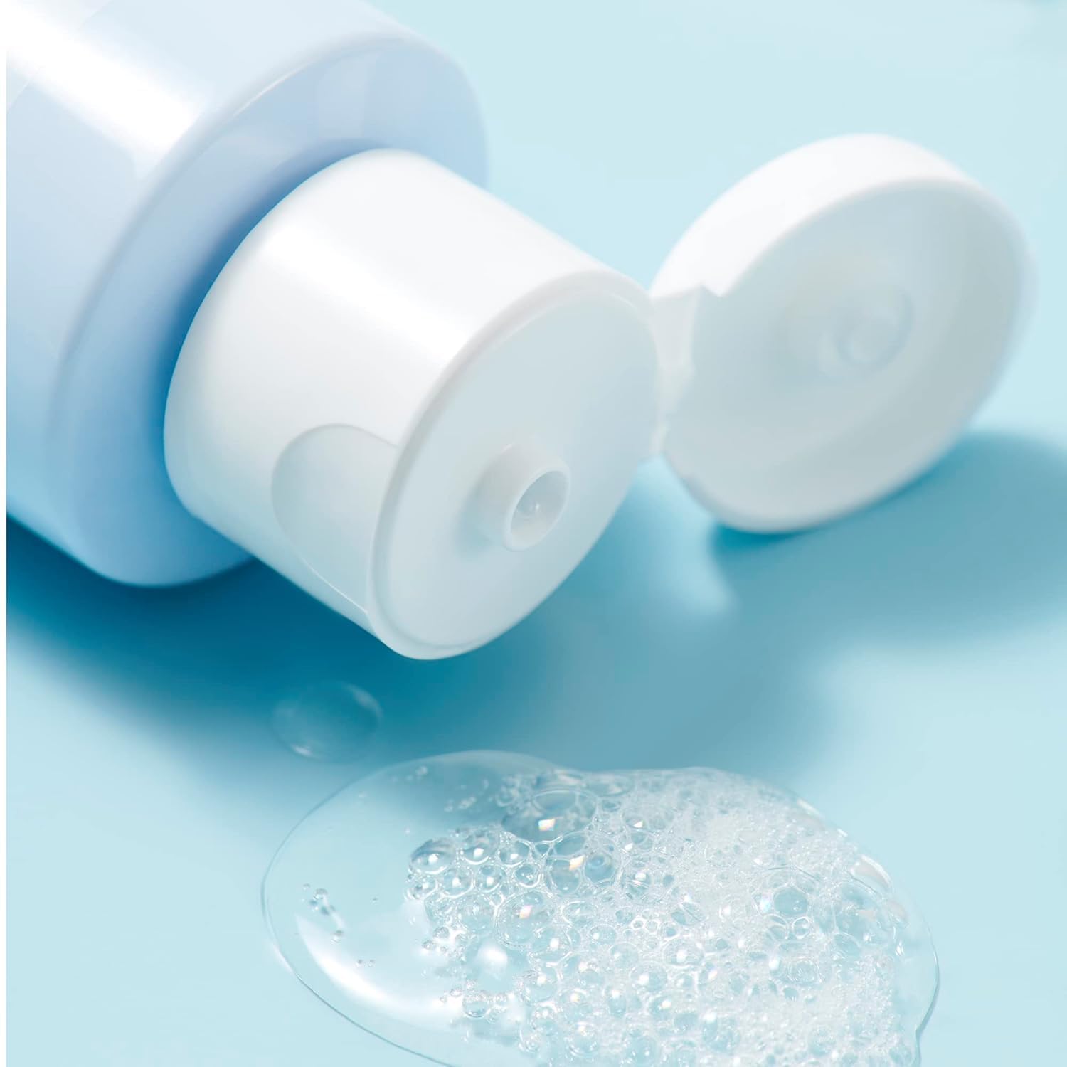 e.l.f. SKIN Holy Hydration! Daily Cleanser Mini - Gentle Foaming Face Wash 3