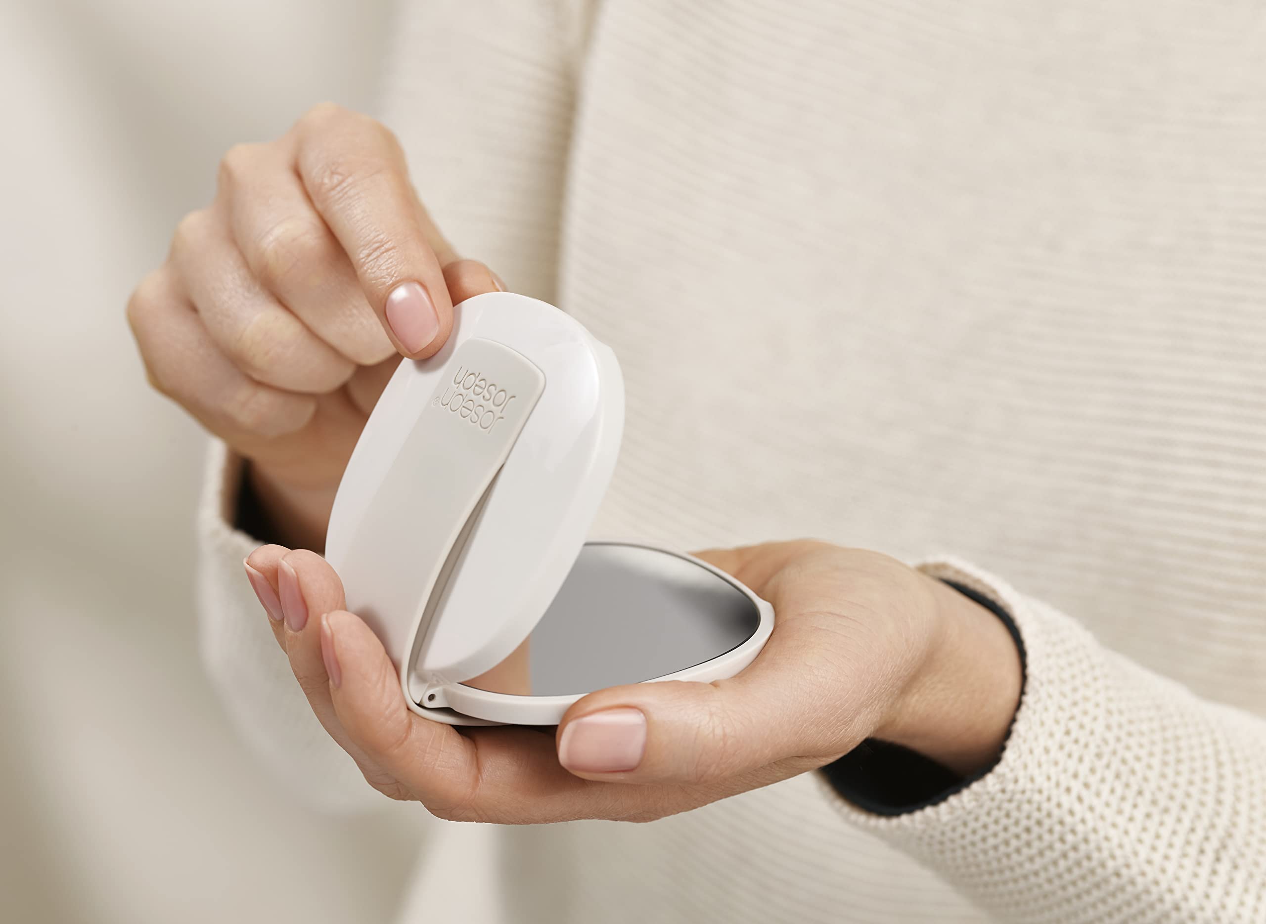 Joseph Joseph Viva 2-in-1 Compact Magnifying Mirror - Shell 4