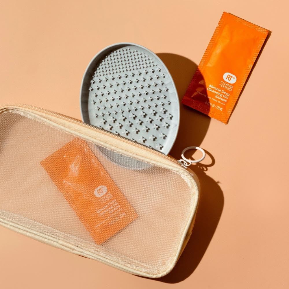 Real Techniques Miracle Brush Cleansing Palette with Silicone Ridges for Deep Cleaning 9