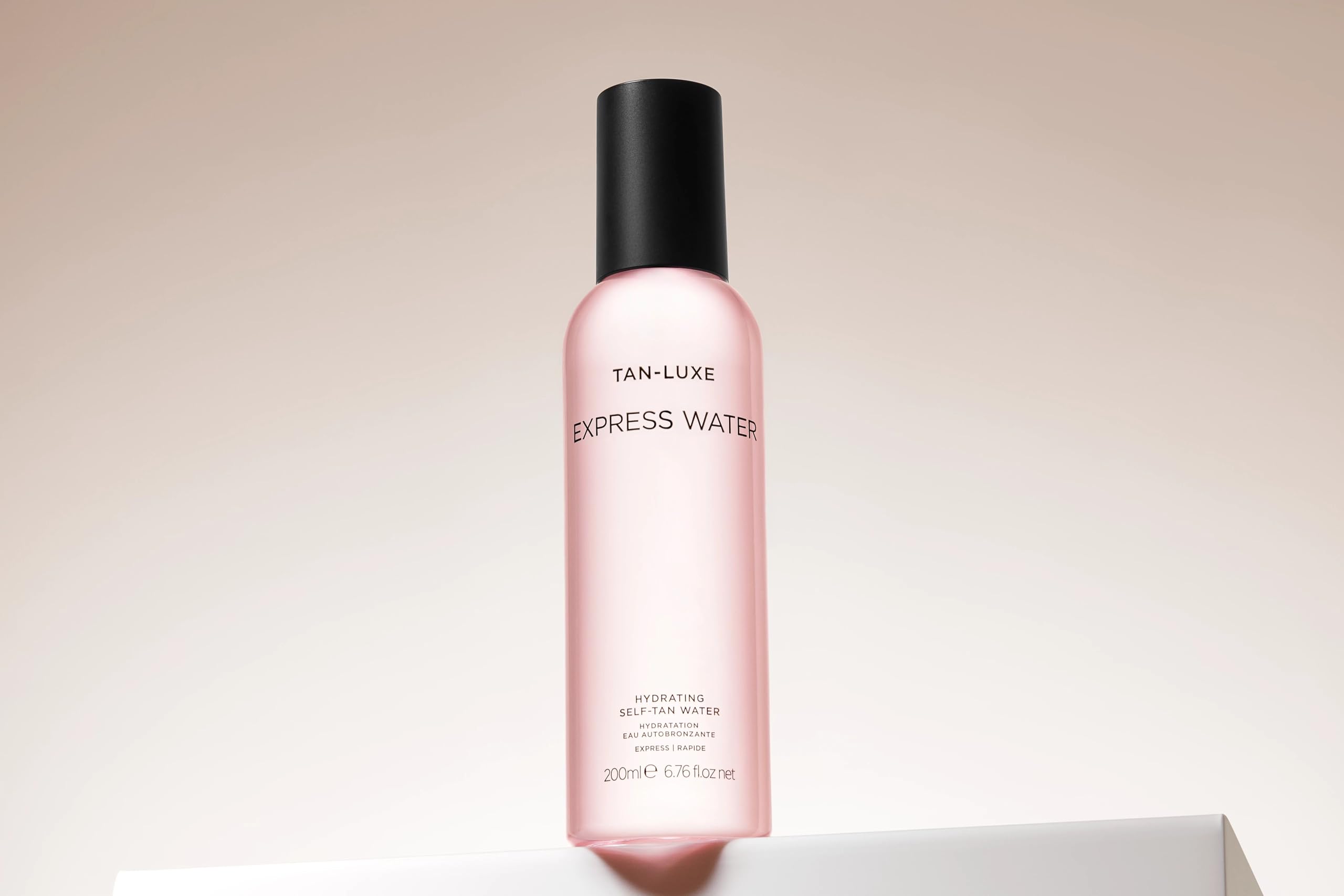 TAN-LUXE Express Water Hydrating Self-Tan Water for Sun-Kissed Glow in 30 Minutes 6