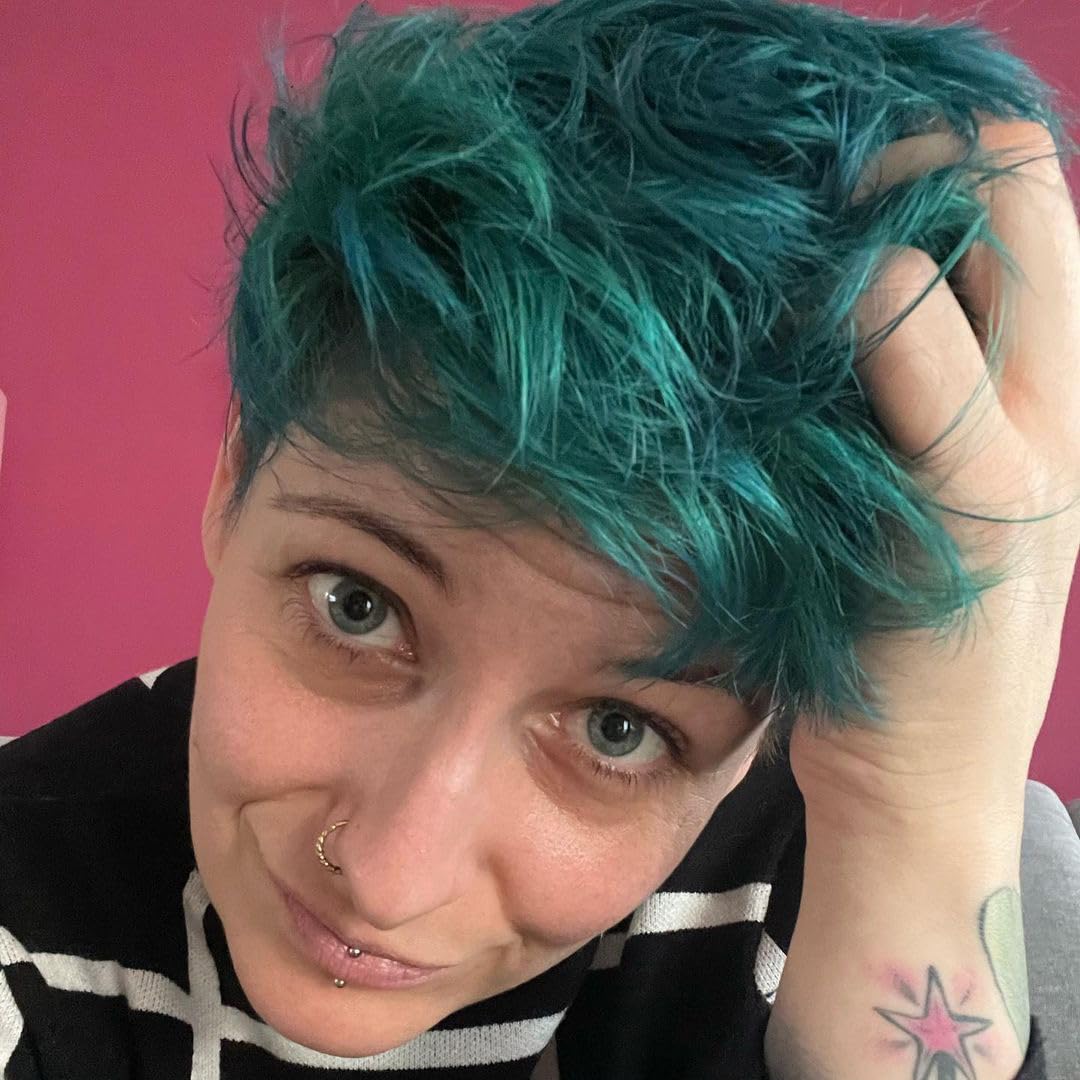 Crazy Color Peacock Blue Semi-Permanent Hair Dye - Highly Pigmented Teal 7