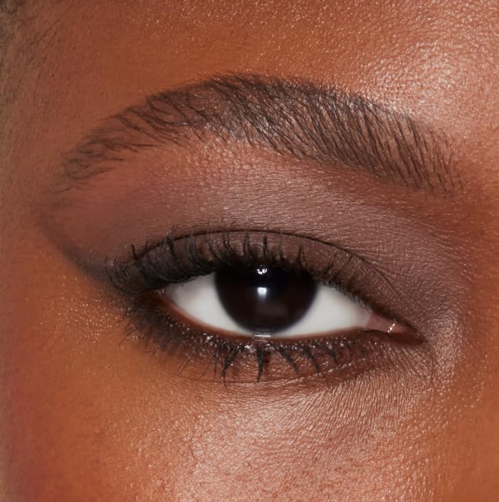 elf Perfect 10 Lidschattenpalette, zehn hochpigmentierte, matte Nude-Töne, leicht verblendbare Formel, vegan und tierversuchsfrei, Nude Mood (Verpackung kann variieren) 4