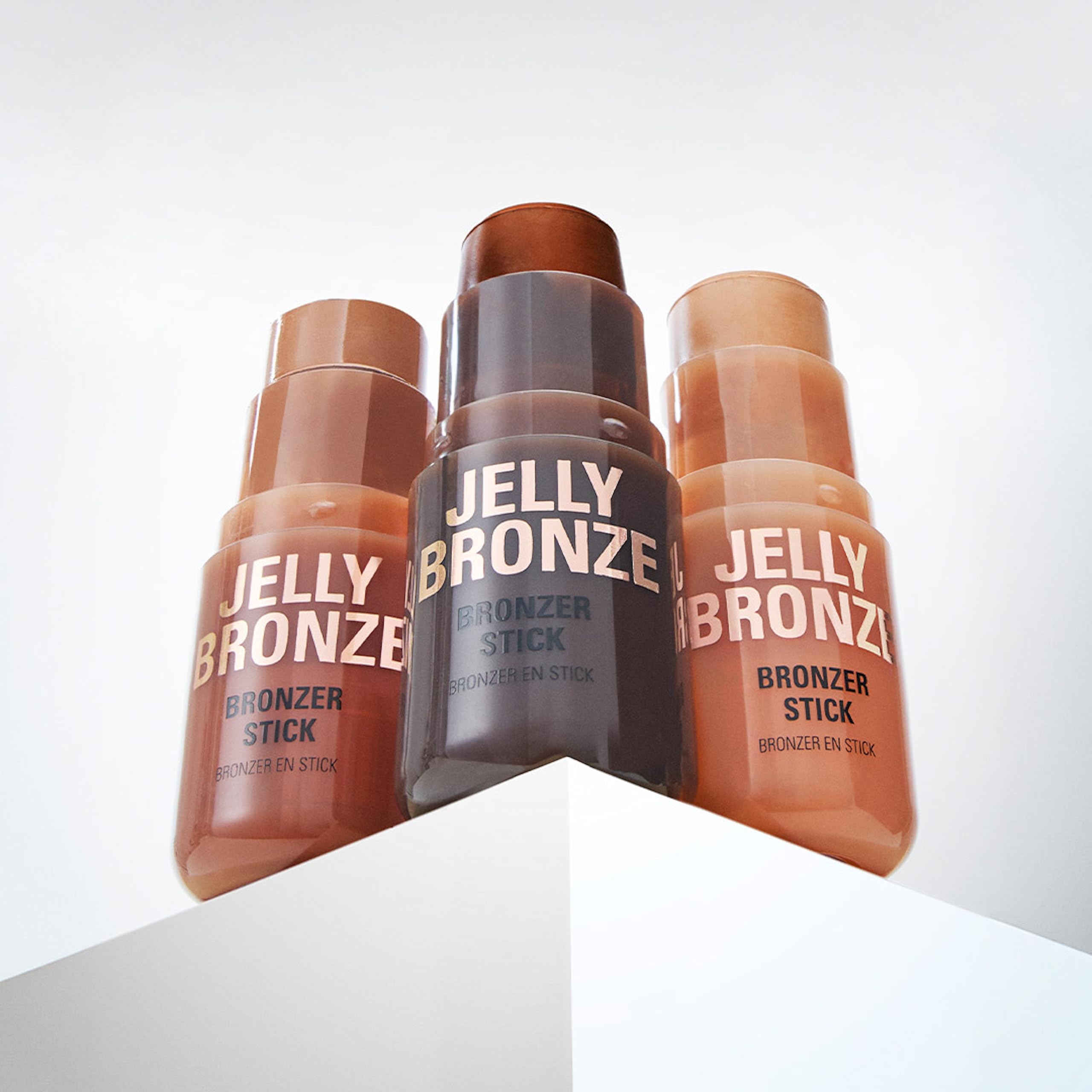 Revolution Jelly Bronzer Tint für einen sonnengeküssten Teint 4