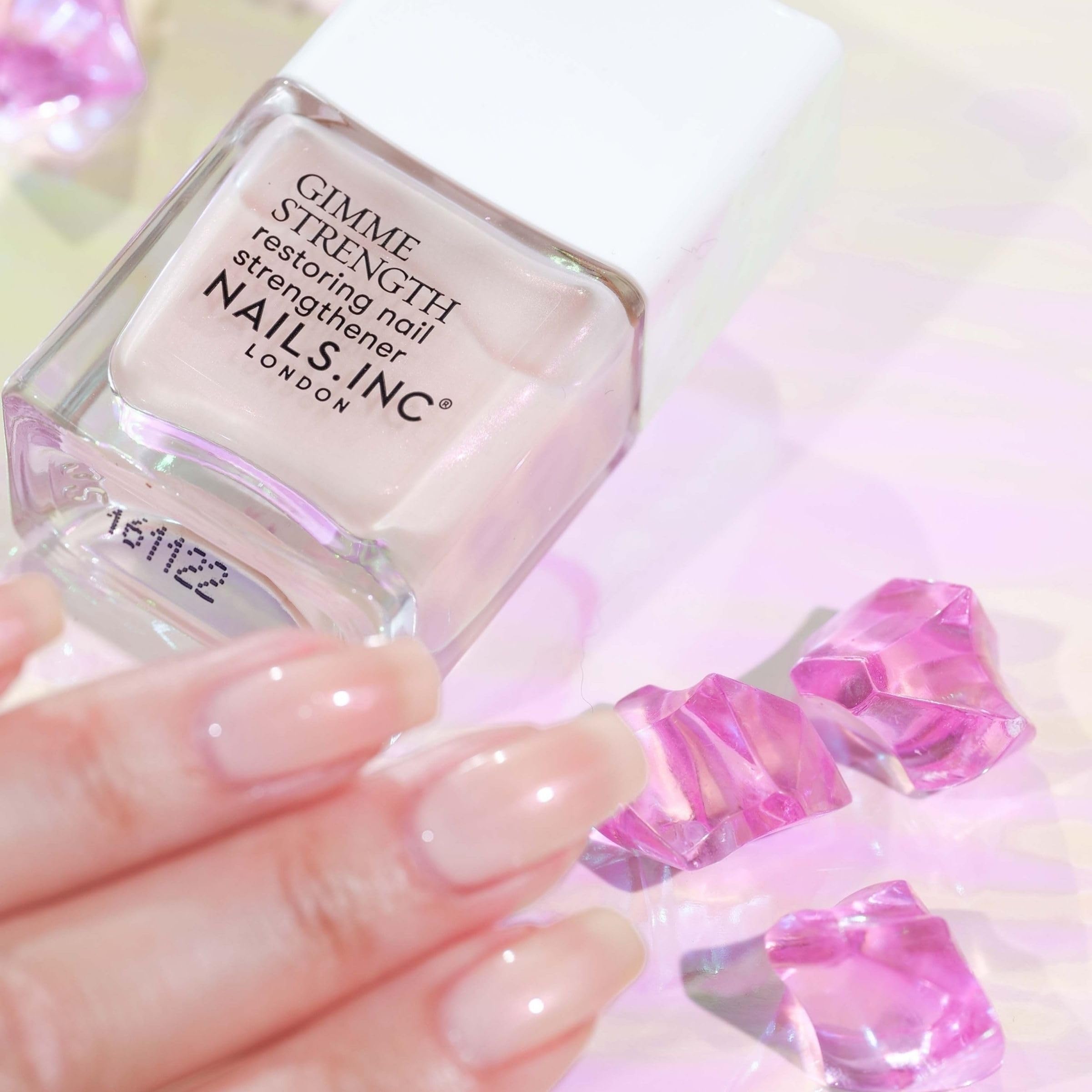 Nails Inc Gimme Strength Nail Treatment Restoring Strengthener with Vegan Collagen, 14 ML 5