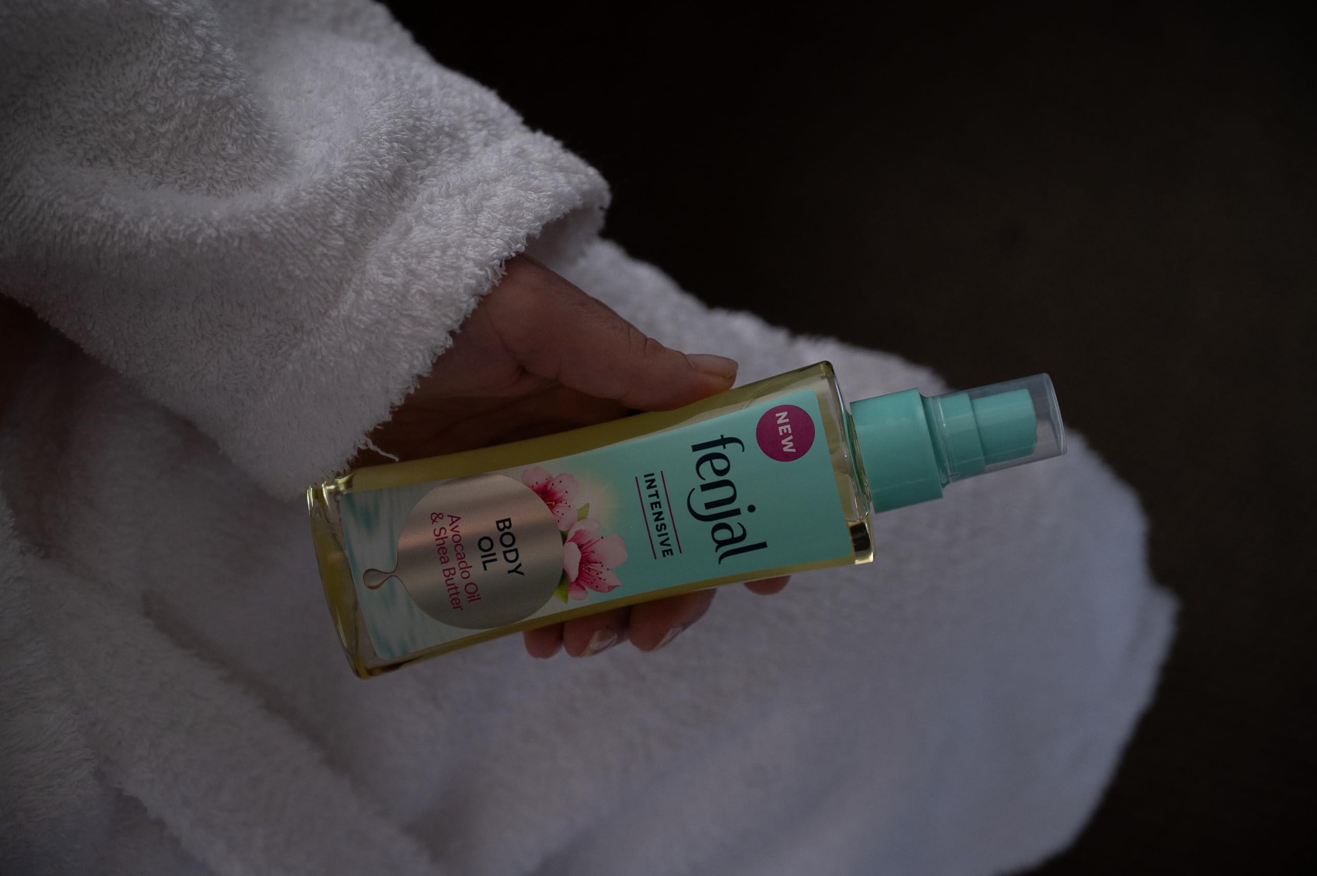 Fenjal Intensive Body Oil for Radiant Glow with Bergamot & Vanilla Scent 5