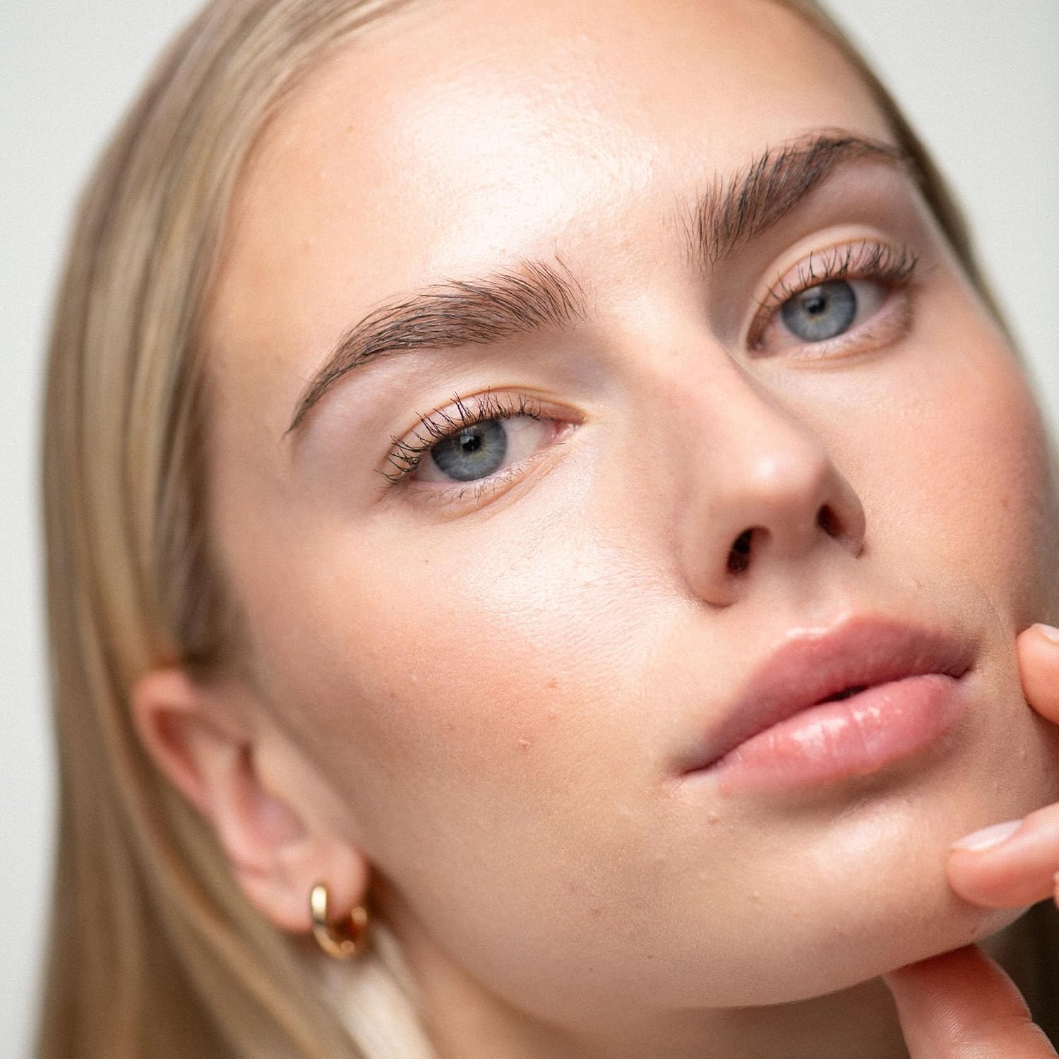 UKLASH Eyelash Growth Serum for Longer & Fuller Lashes (3ml) 8