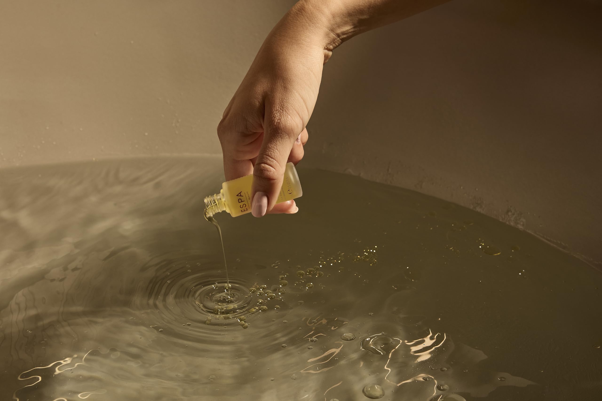 ESPA Signature Bends Collection: 6 Spa Bath & Body Oils for Mood Balancing 3