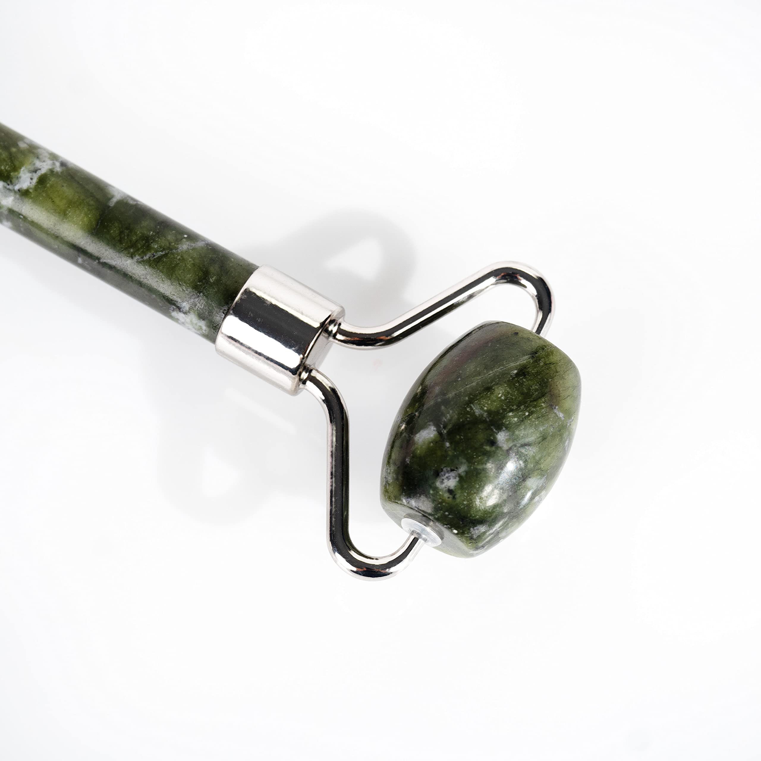 Brushworks HD Jade Roller for Smoothing Skin and Reducing Puffiness 4