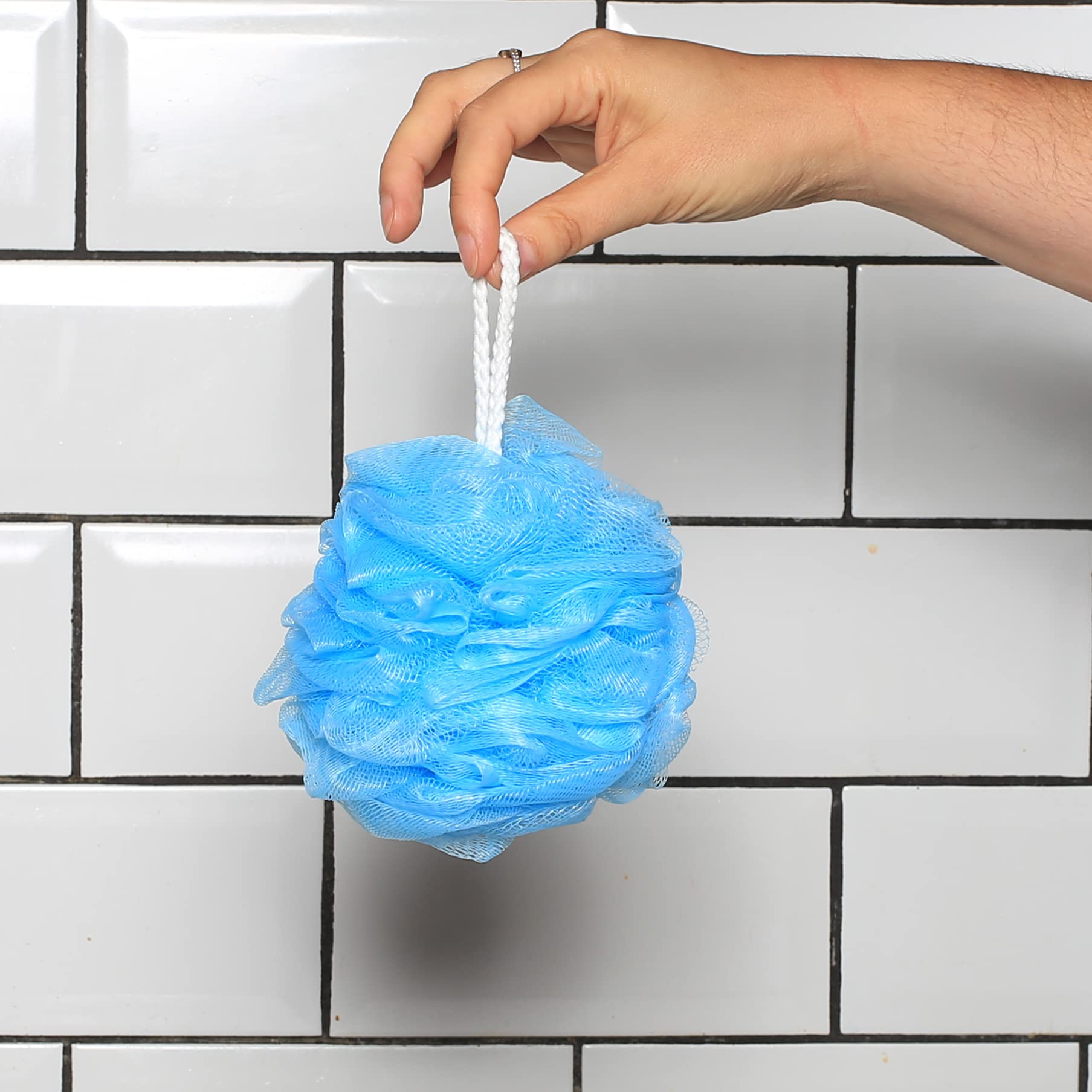 Elysium Spa Pack of 4 Dual-Textured Mesh Exfoliating Bath & Shower Body Puff Sponges 3