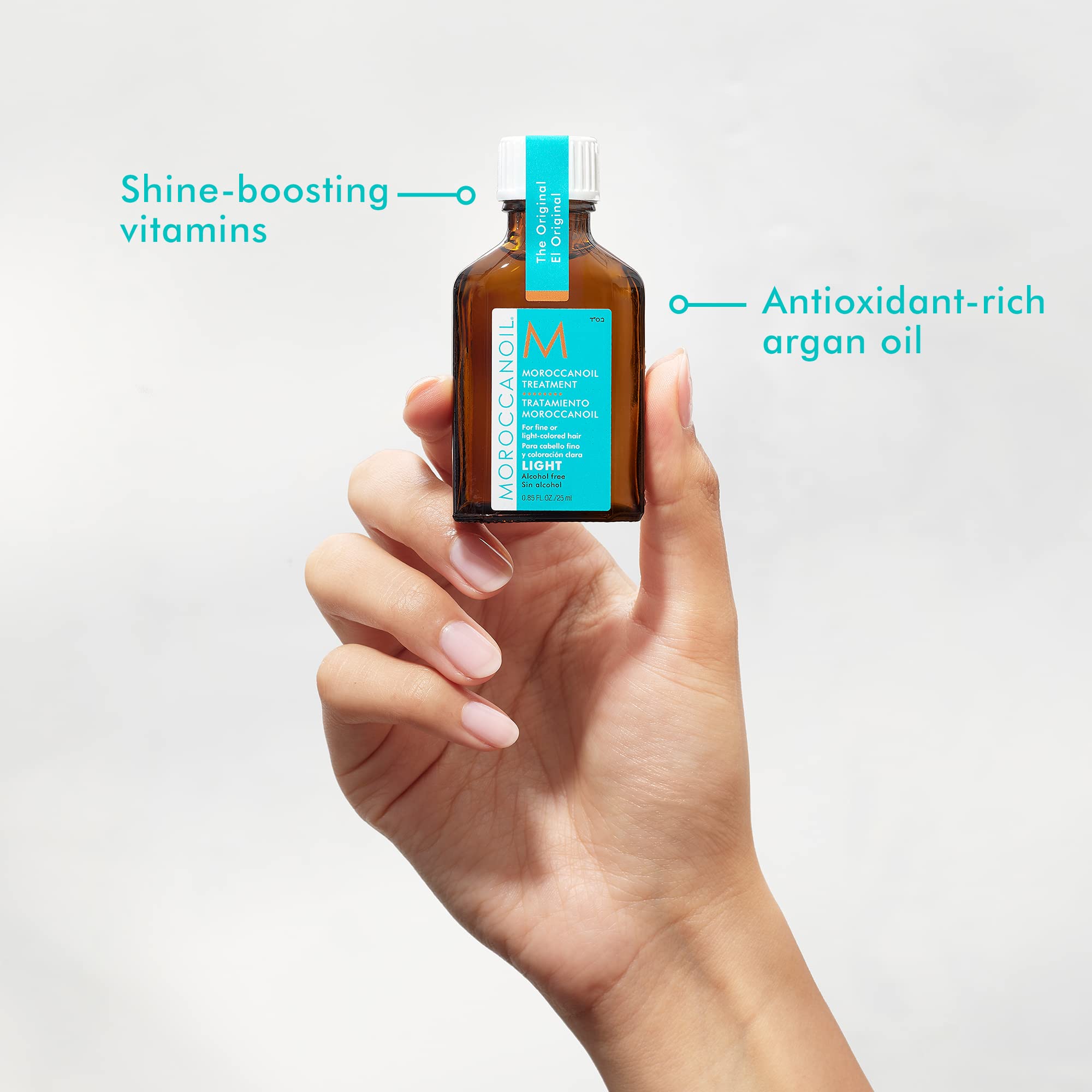 Moroccanoil Treatment Light for Fine & Light-Colored Hair 4