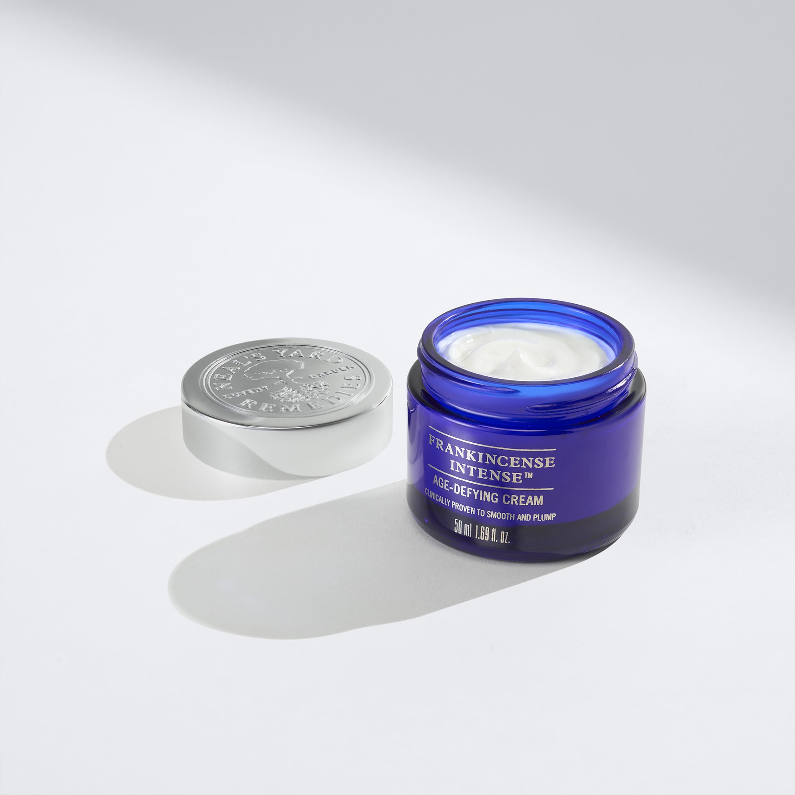 Neal's Yard Remedies Frankincense Intense Age-Defying Cream for Fine Lines 5