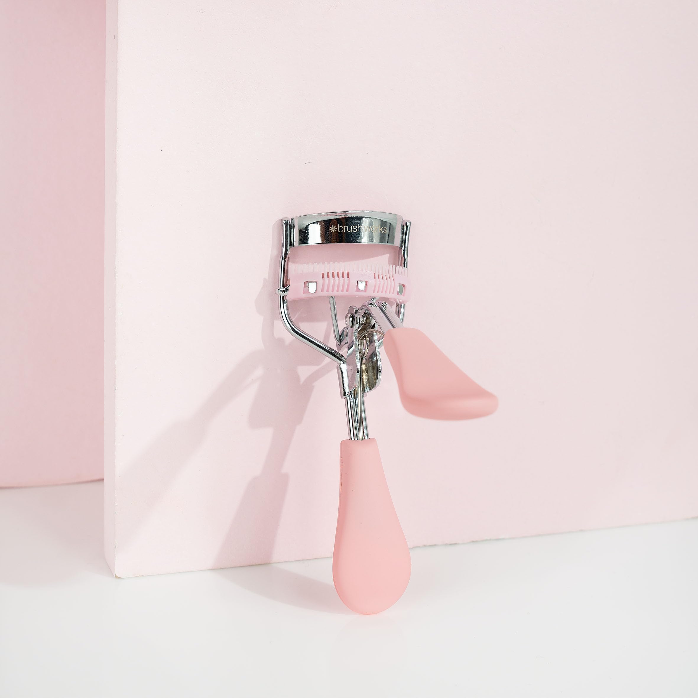 Brushworks Pro Lash Eyelash Curler with Built-In Comb for Lift & Definition 8