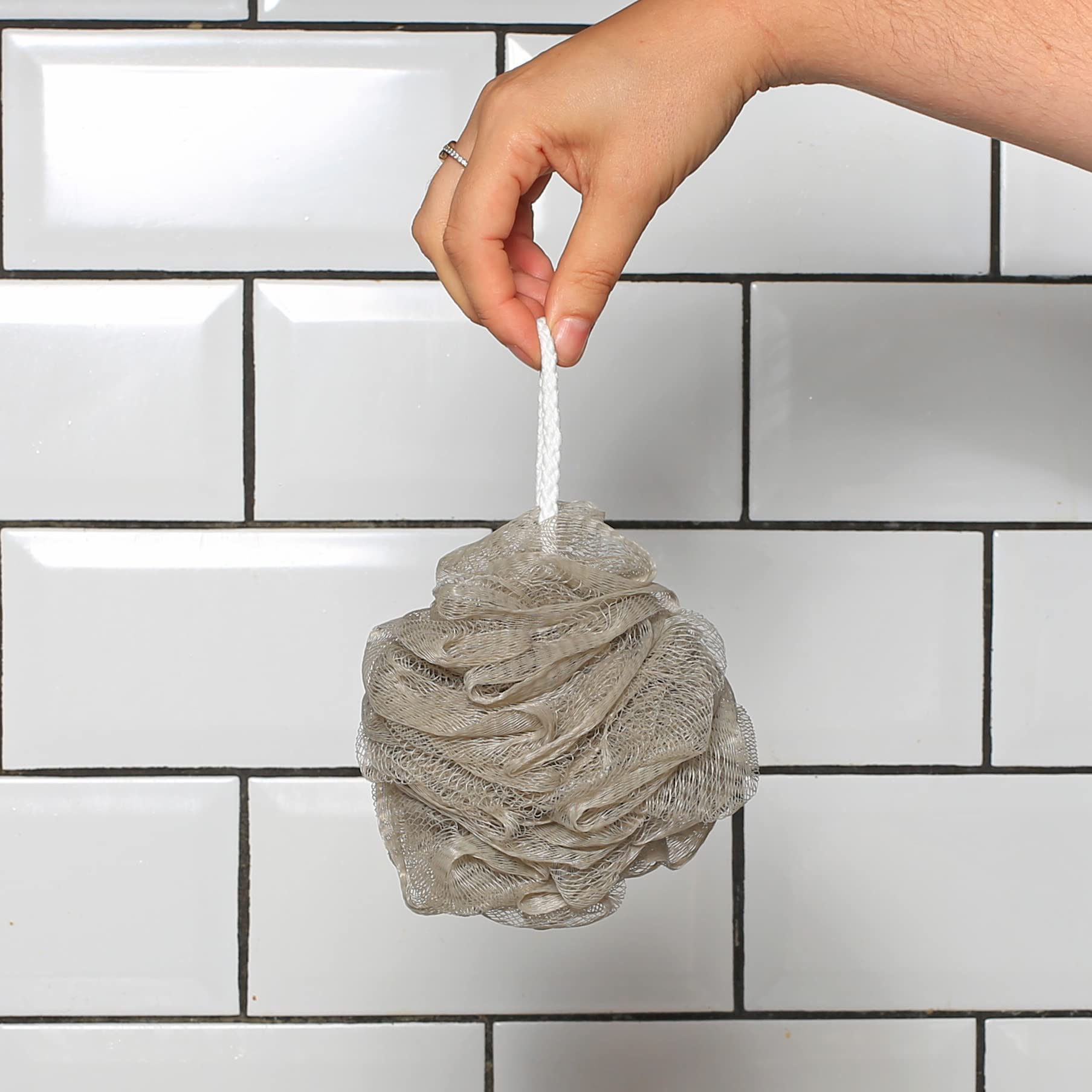 Elysium Spa Pack of 4 Dual-Textured Mesh Exfoliating Bath & Shower Body Puff Sponges 3