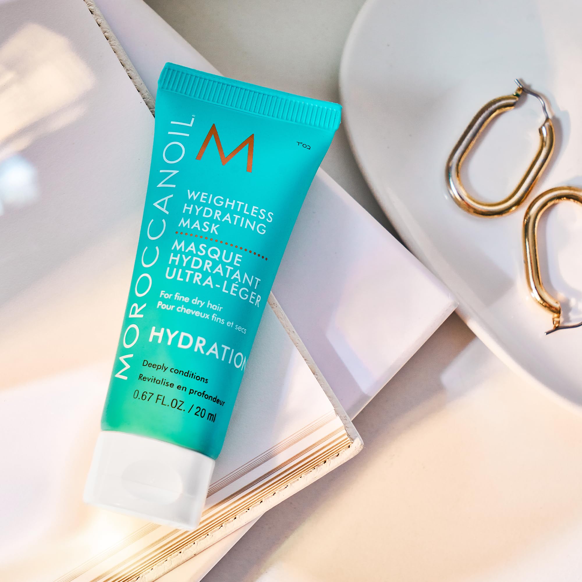 Moroccanoil Weightless Hydrating Mask for Fine, Dry Hair 3