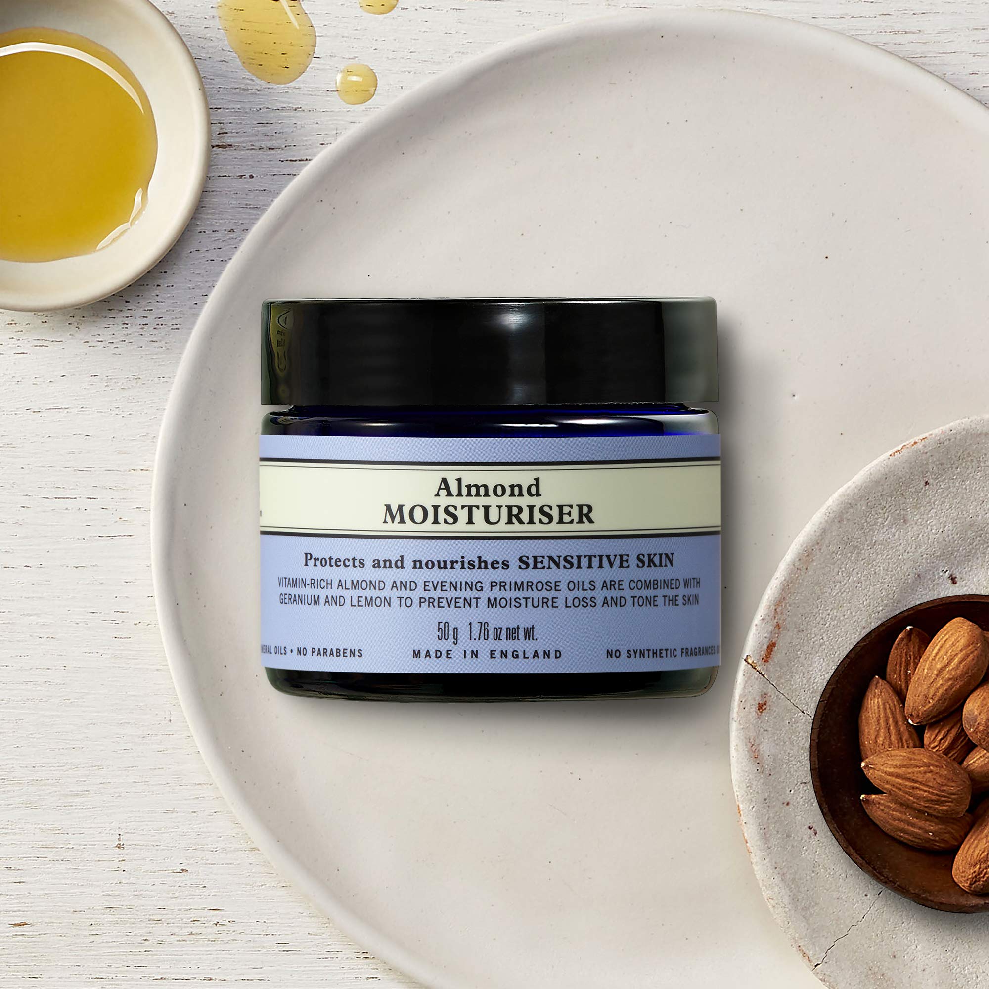 Neal's Yard Remedies Almond Moisturiser Rich in Vitamins for Toning and Balancing 4