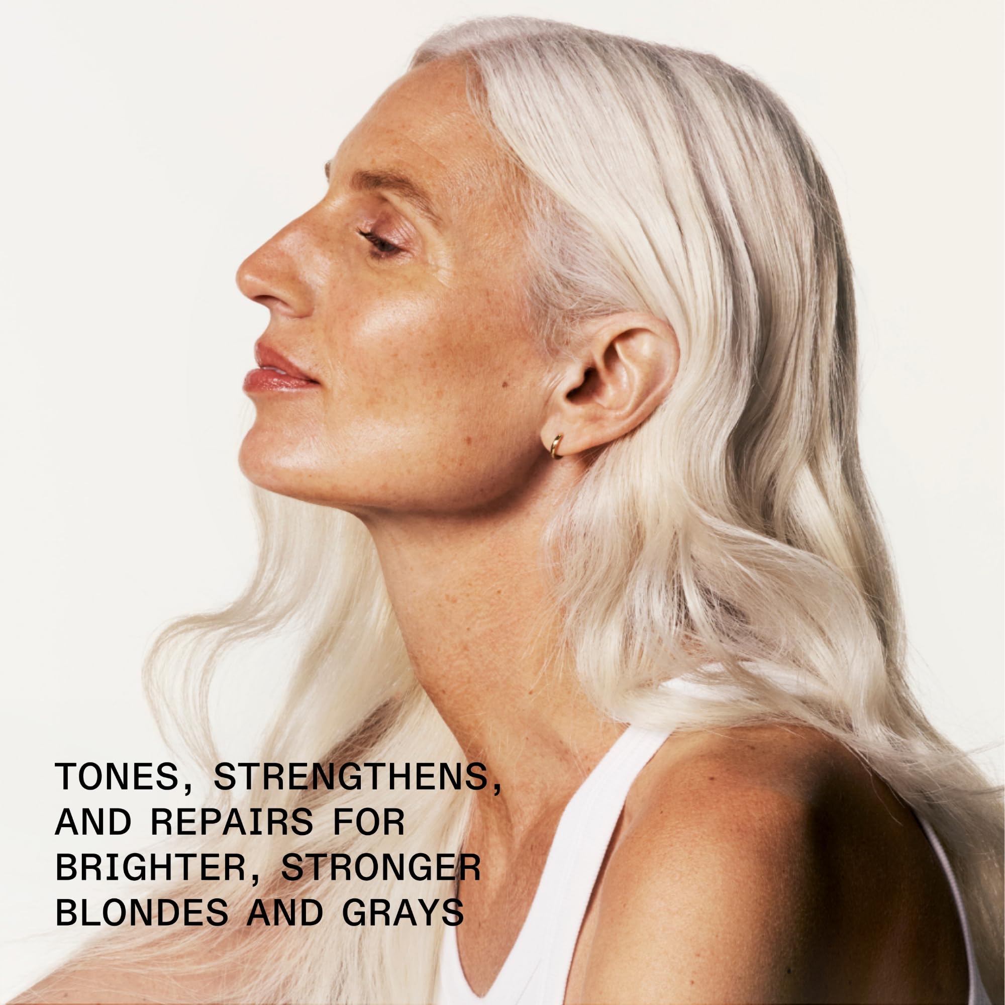 OLAPLEX Nº. 4P Blonde Enhancer Purple Toning Shampoo for Brassiness Neutralization 3