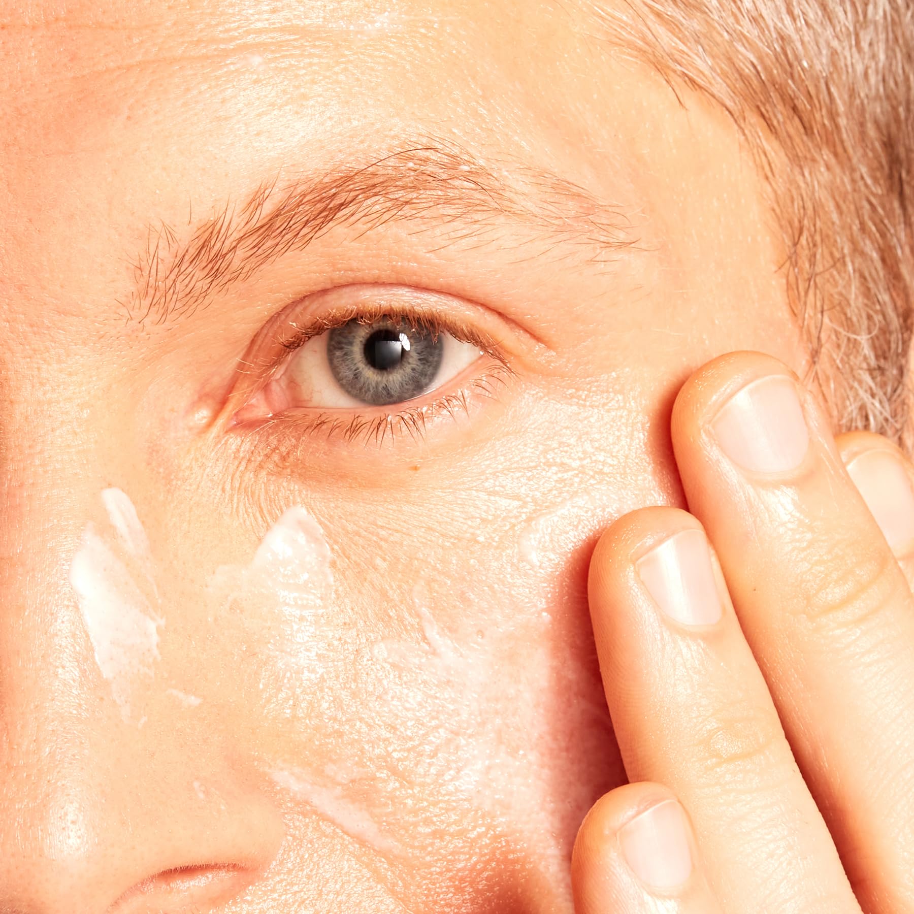 ESPA The Hydrator 50ml with Hyaluronic Acid and Aloe Vera for Long-Lasting Hydration 8