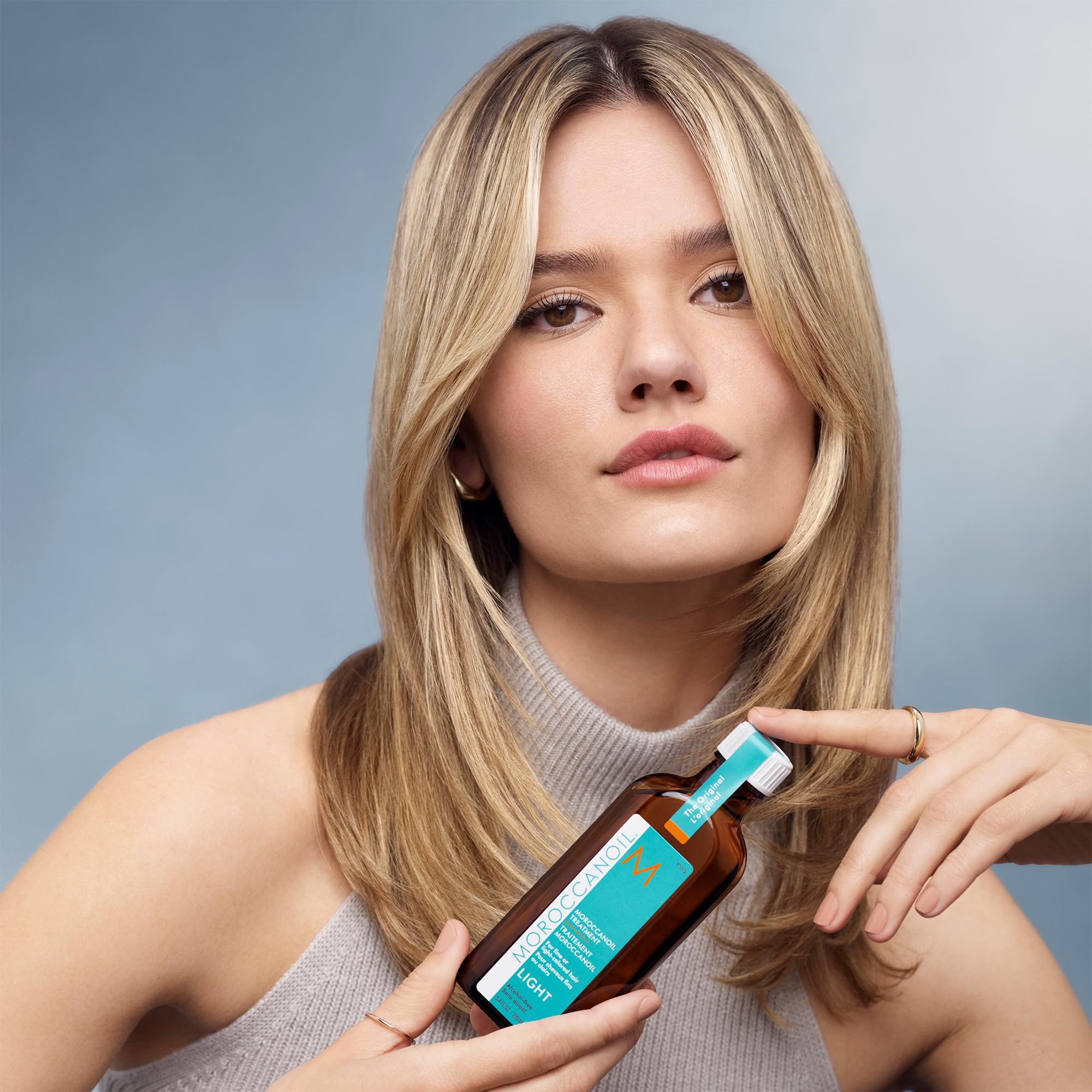 Moroccanoil Treatment Light for Fine and Light-Coloured Hair 8