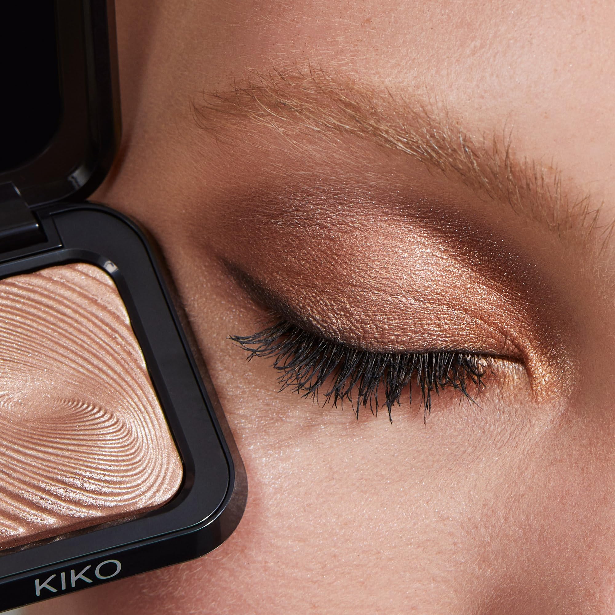 KIKO Milano Water Eyeshadow 02 | Instant Colour Eyeshadow for Wet or Dry Use 3