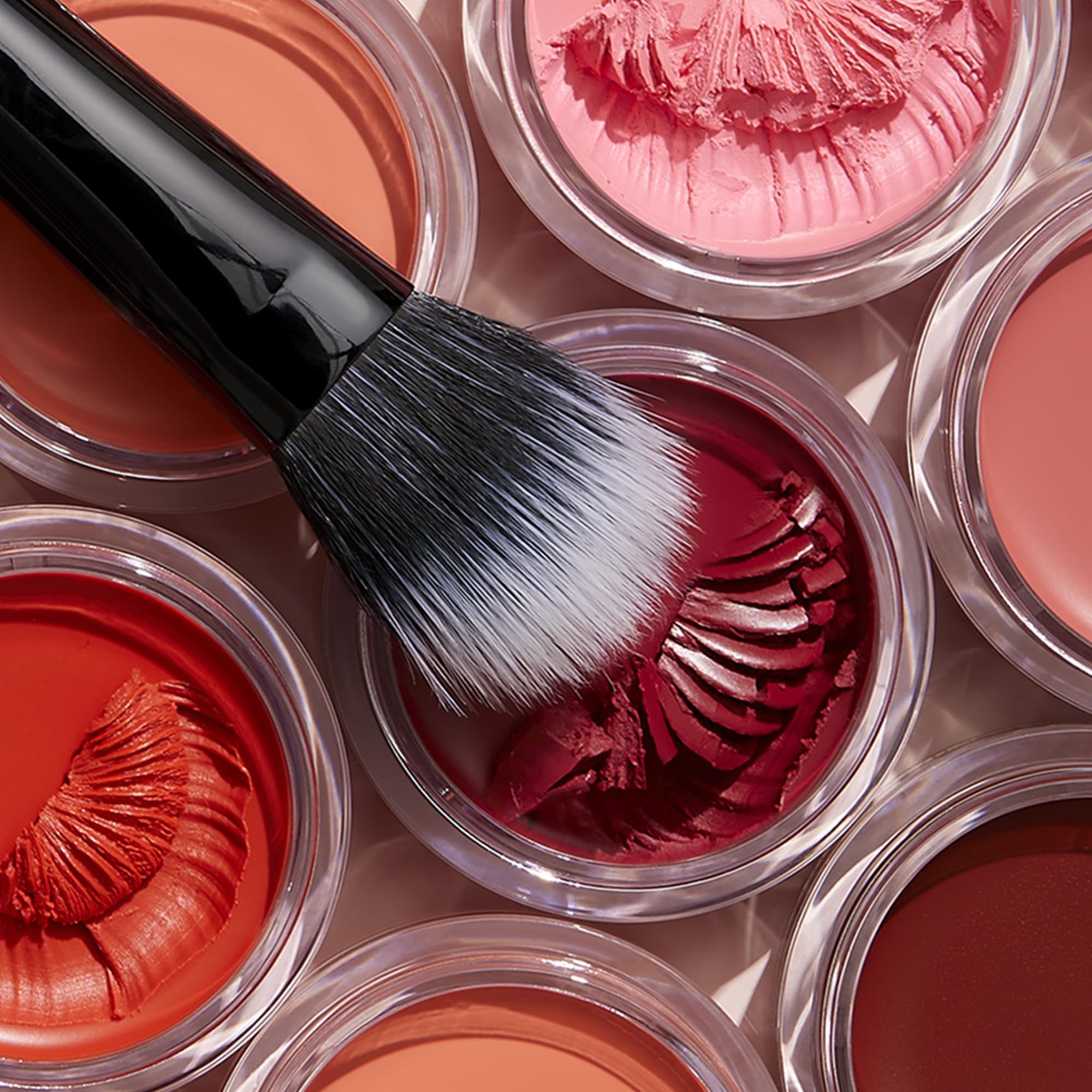e.l.f. Putty Blush Brush for Cream and Putty Formulas with Duo Fibres 3