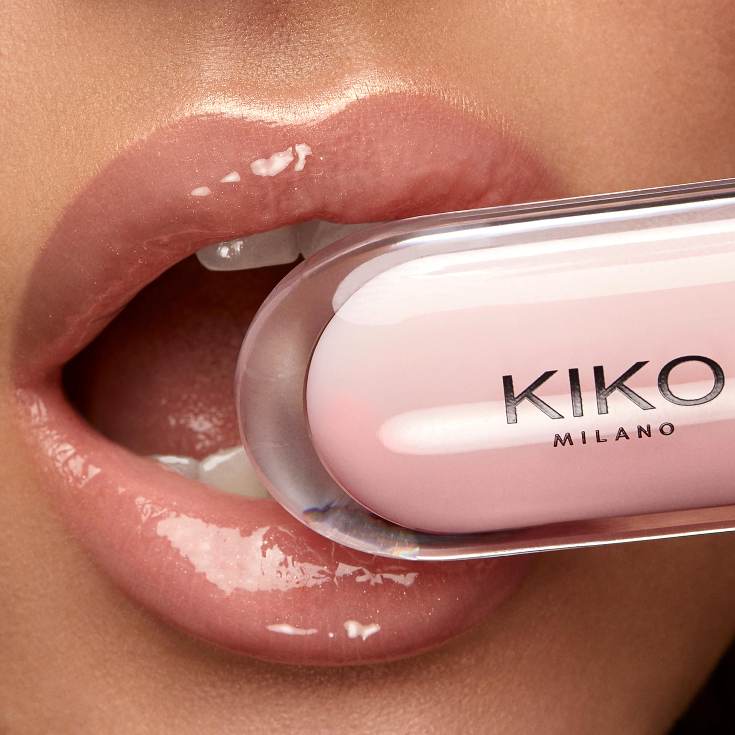 KIKO Milano Perfect Lips Caring Set: Lip Scrub and Volume-Enhancing Lip Cream 9