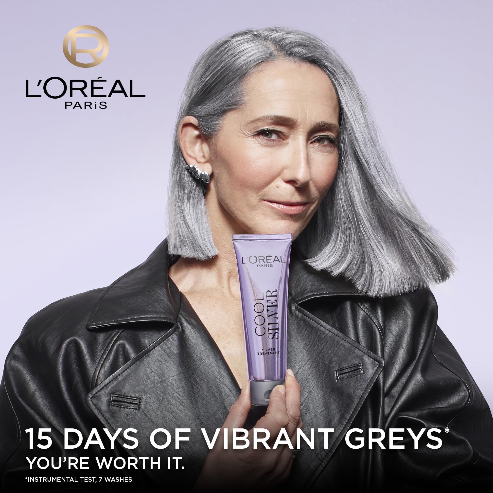 L'Oréal Paris Cool Silver Pure White, unsere erste Farbauffrischungskur für natürlich graues Haar, semi-permanente Farbe, angereichert mit kühlenden Farbstoffen und Ceramiden