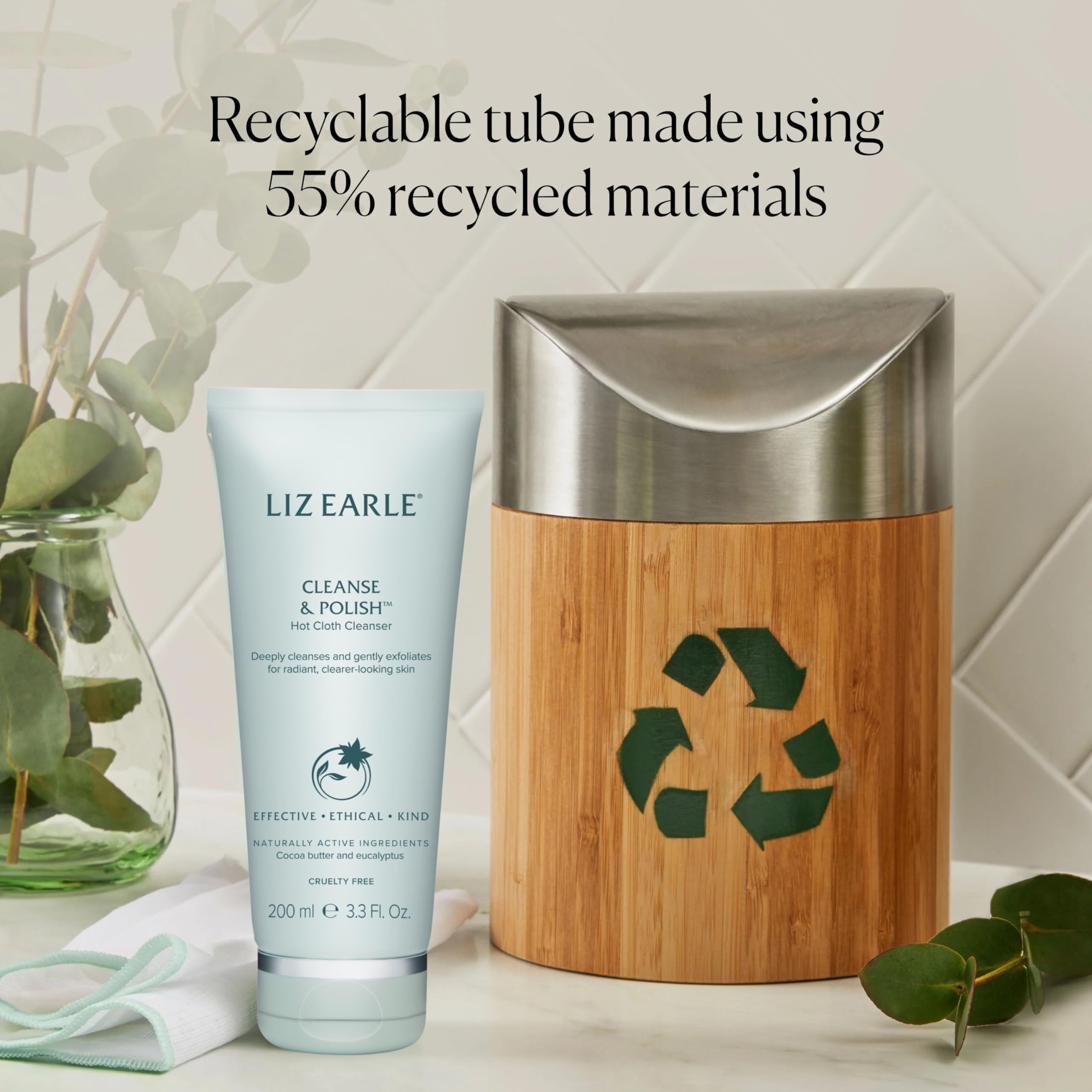 Liz Earle Cleanse & Polish Hot Cloth Cleanser 200ml 4