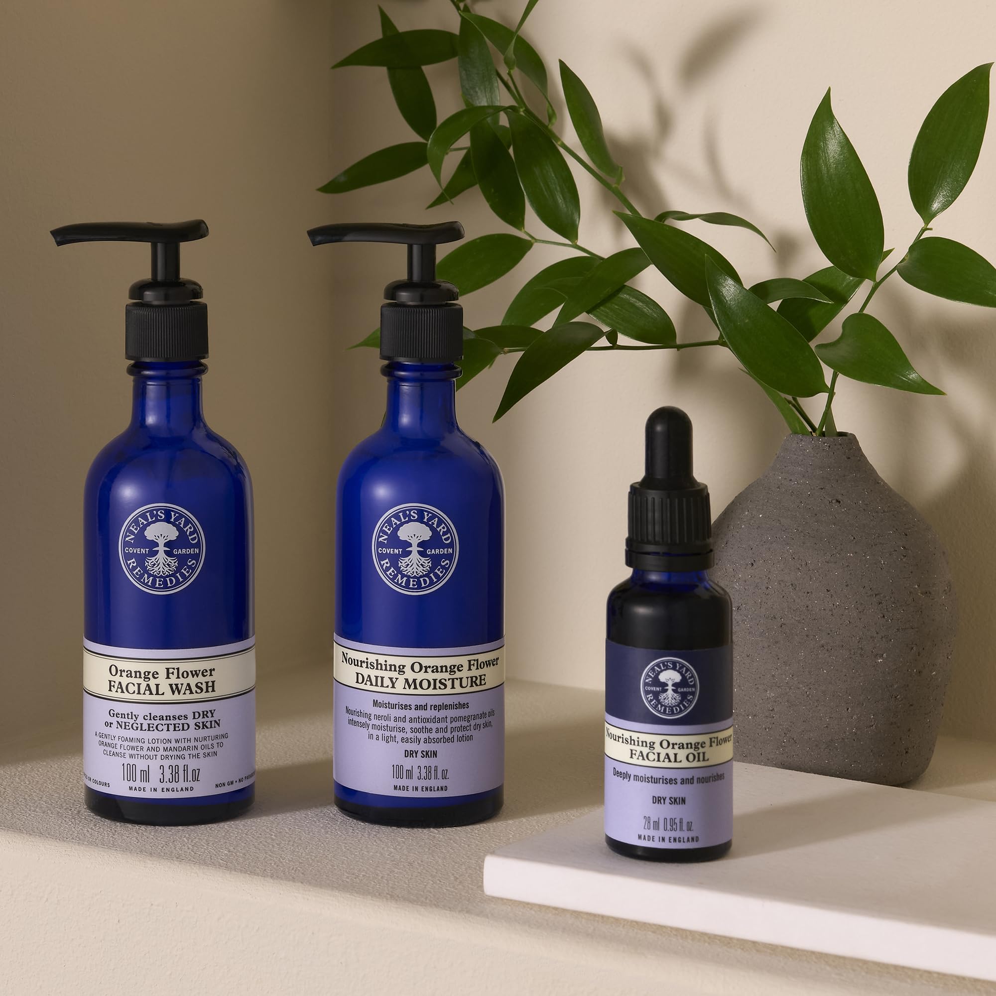 Neal's Yard Remedies Orange Flower Face Wash for Cleansing & Replenishing 3