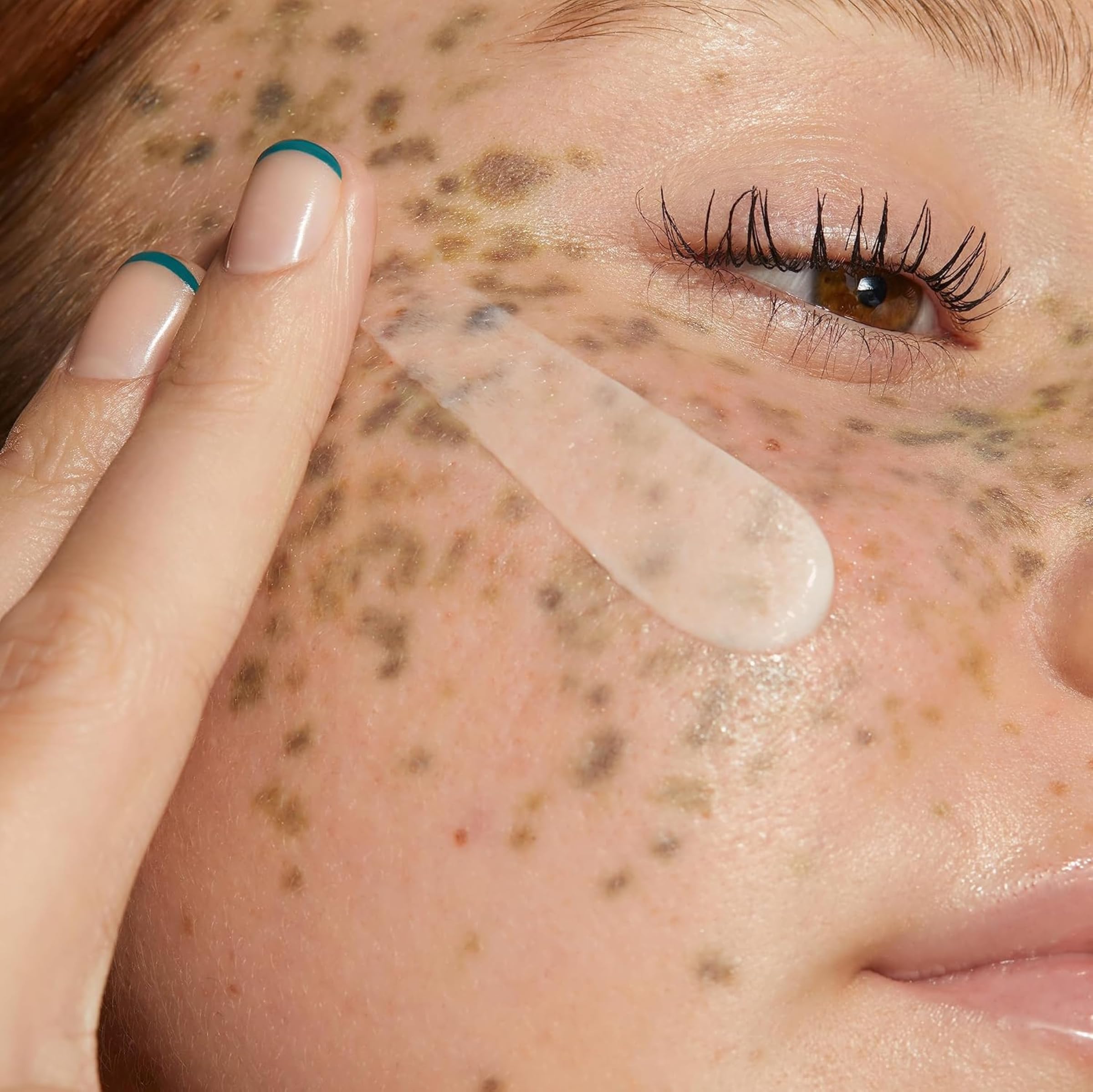 BYOMA SPF 30 Gel Moisturiser with Tri-Ceramide Complex for Luminous Glow (50ml) 6