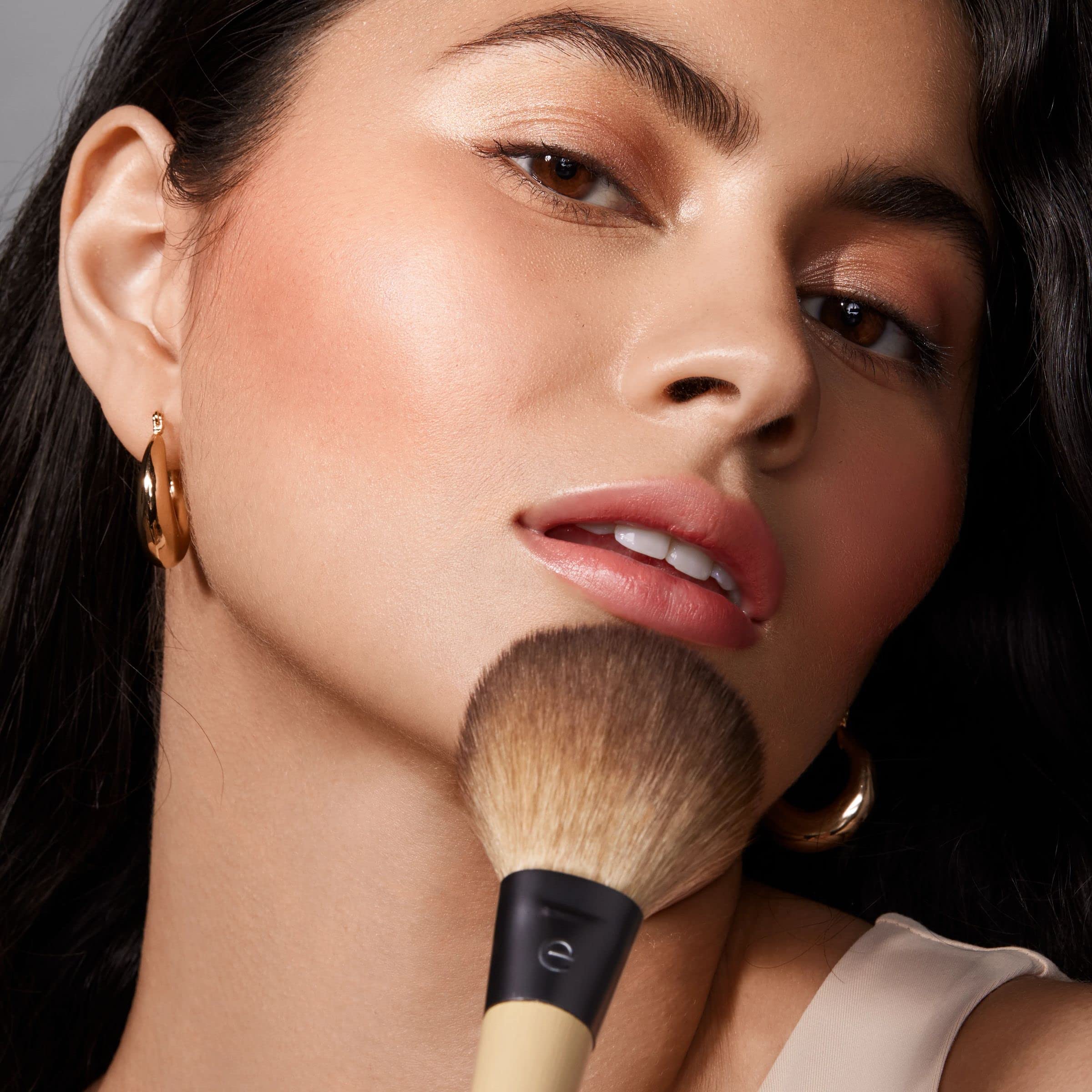 EcoTools Core Five Makeup Brush and Sponge Kit with Powder, Cheek, Shadow, Liner Brushes 4