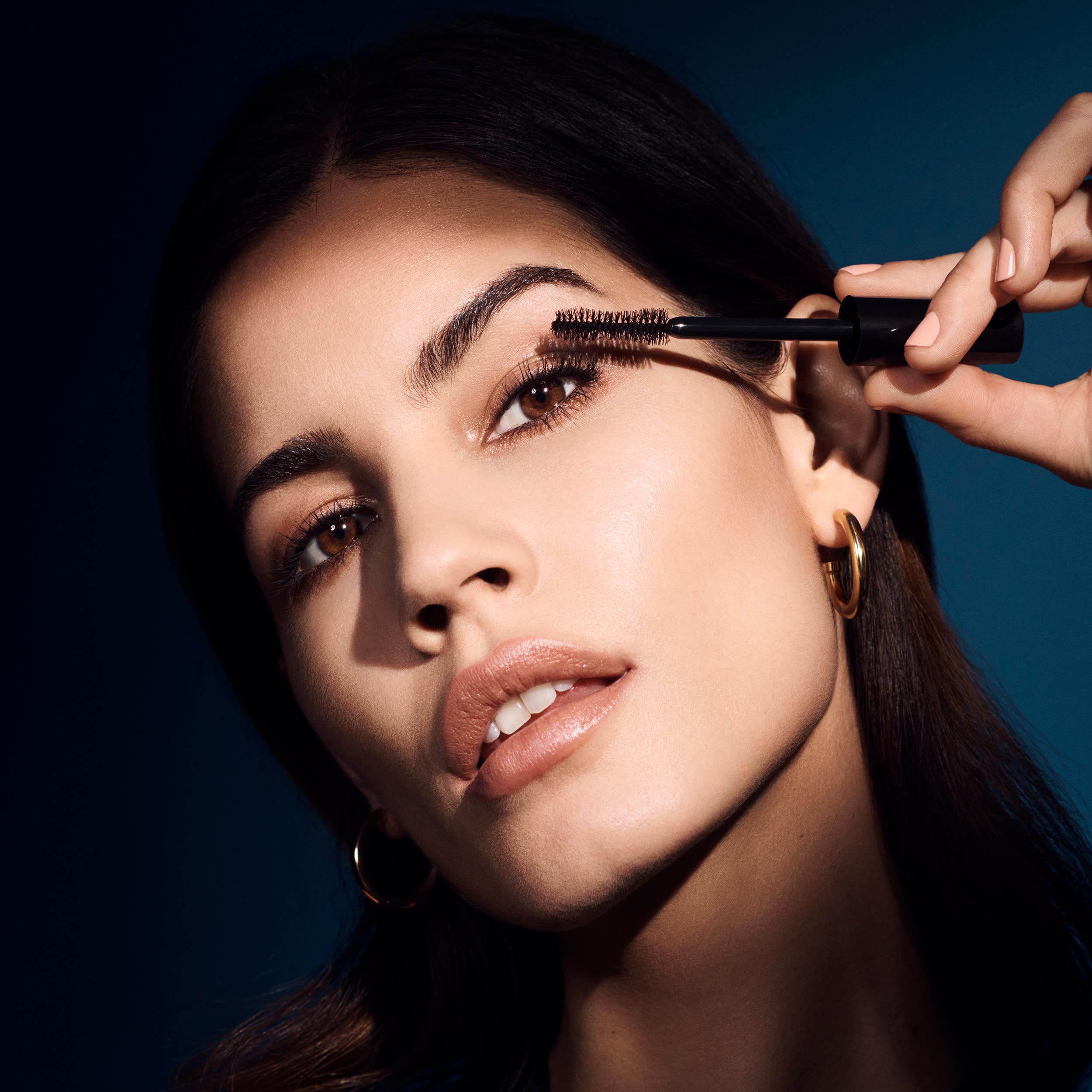 Max Factor Divine Lashes Waterproof Mascara for Soft Volume and Definition 3