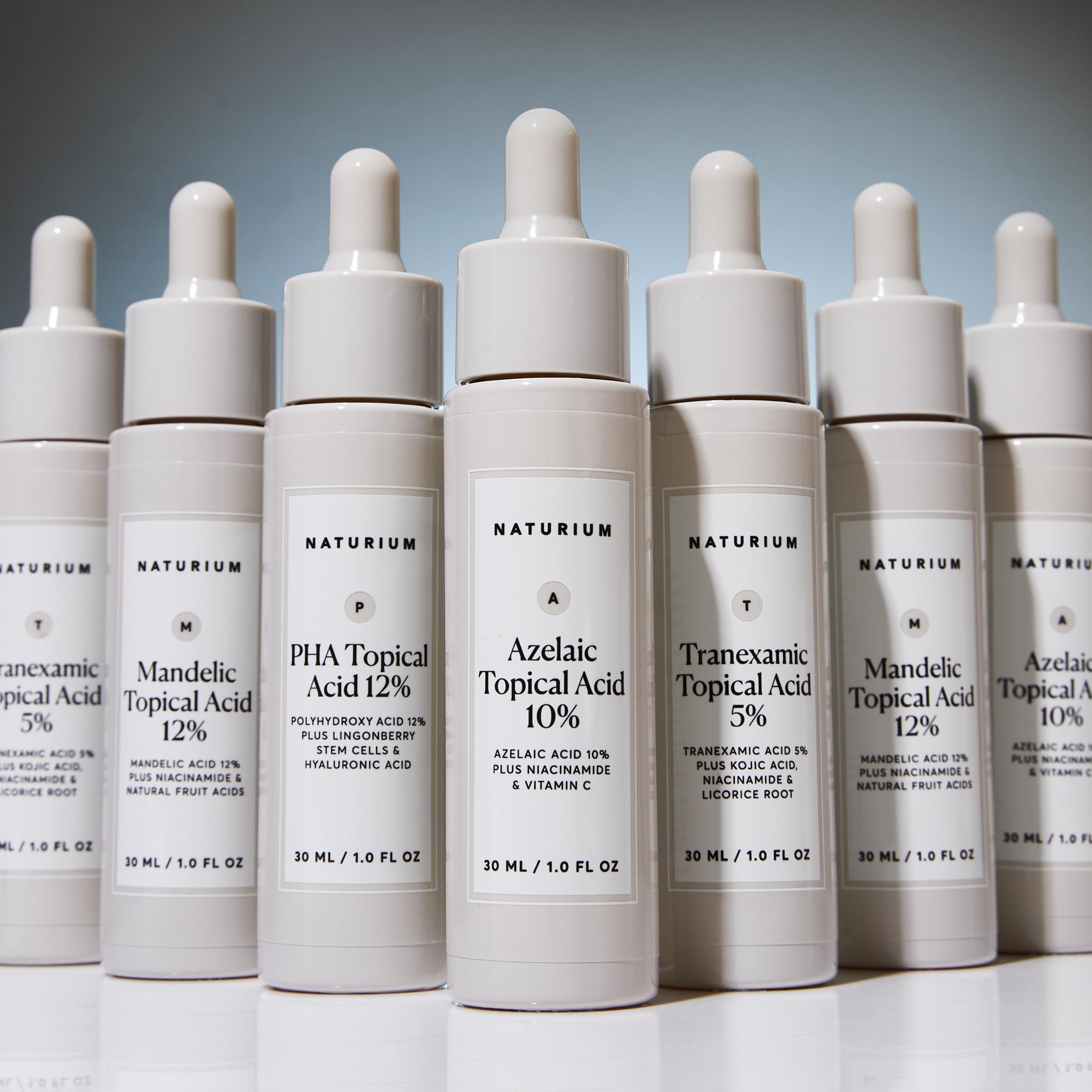 Naturium Azelaic Topical Acid 10% Exfoliating Serum for Tone and Texture Improvement 3