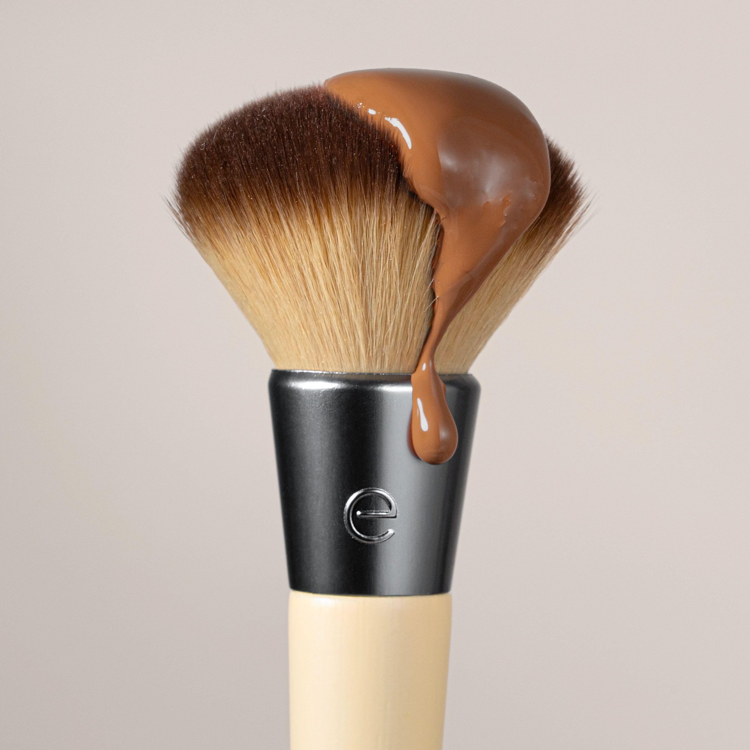 EcoTools Blending Face Makeup Brush for Liquid, Cream Foundation & Bronzer 9