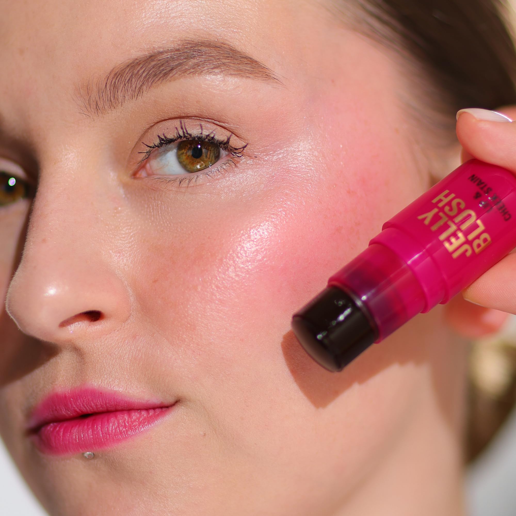 Revolution Beauty Jelly Blush Stick Lippen- und Wangenfarbe – Langanhaltende, aufbaubare Farbe 5