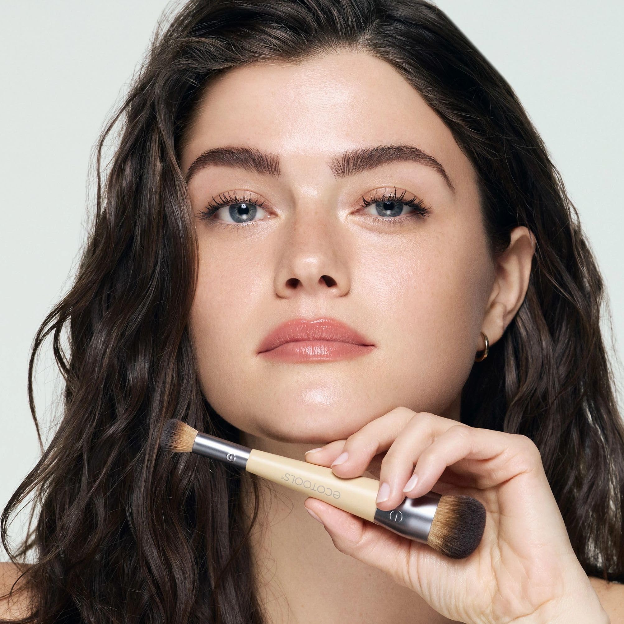 EcoTools Blend + Conceal Dual-Ended Makeup Brush for Foundation and Concealer 4