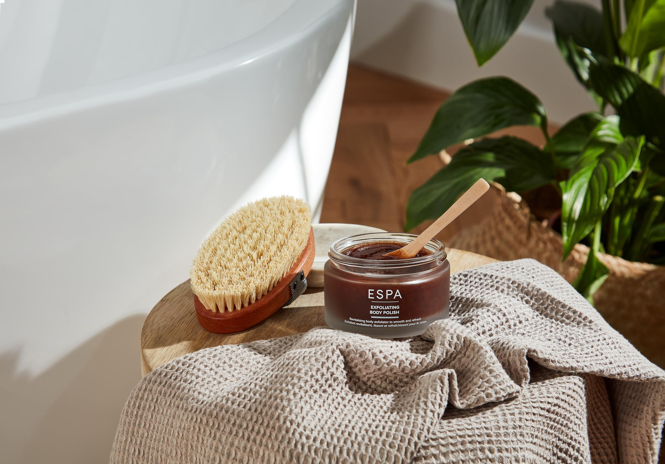 ESPA Skin Stimulating Body Brush: Boosts Cell Renewal and Evens Skin Tone 4