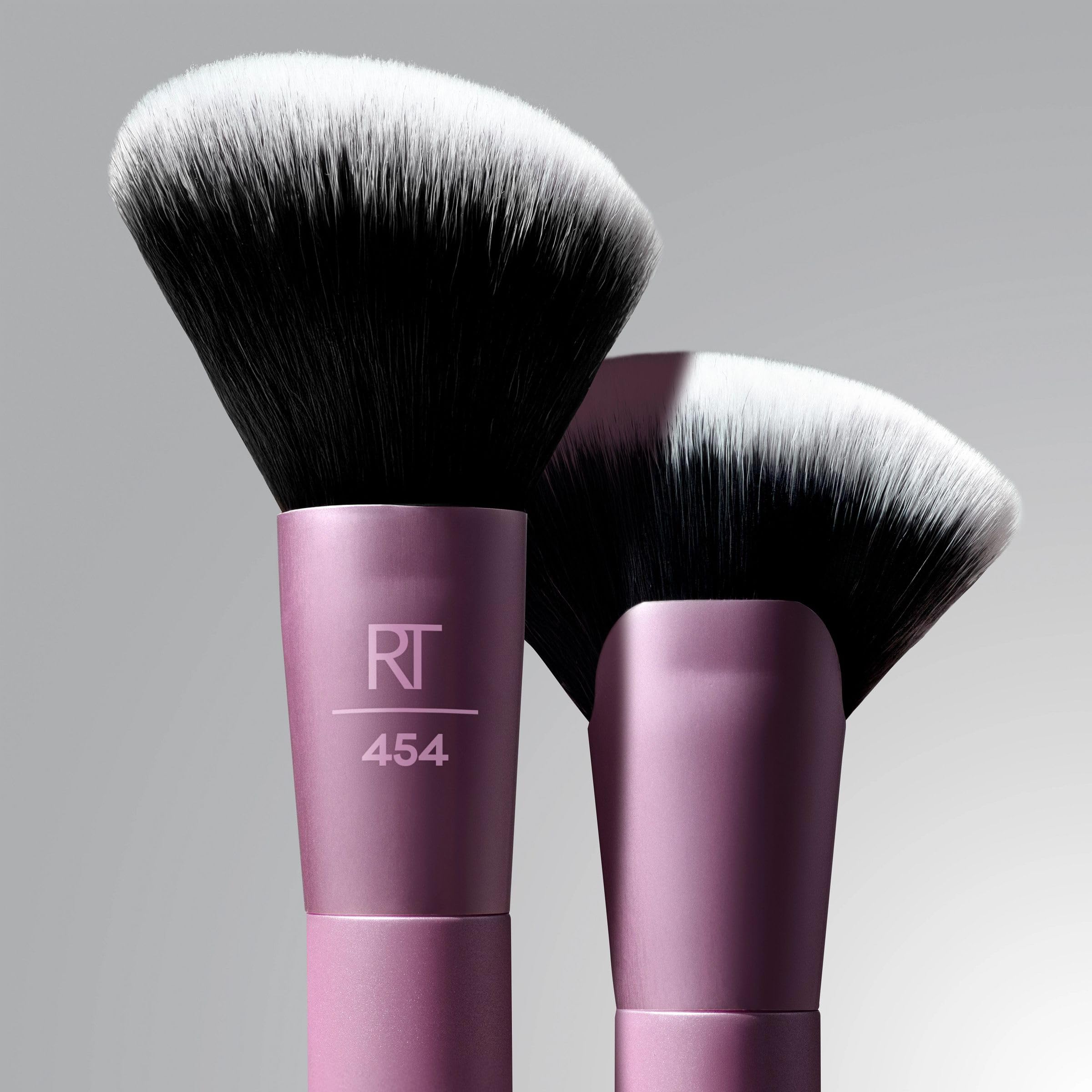 REAL TECHNIQUES Angled Fan Finishing Brush - Dual-Sided Sculpting & Blending Makeup Tool 6