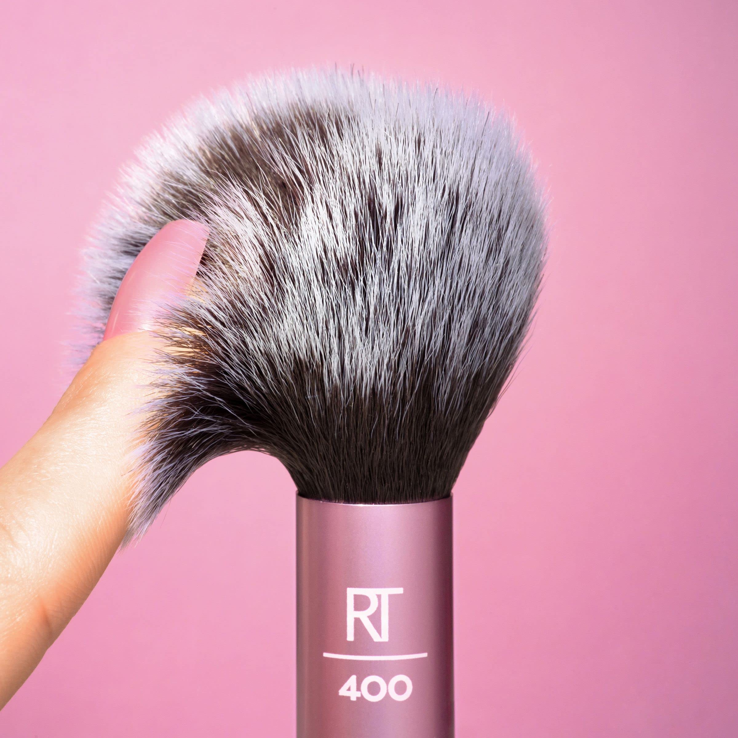 Real Techniques Cruelty-Free Blush Makeup Brush for Cheeks and Blending 6